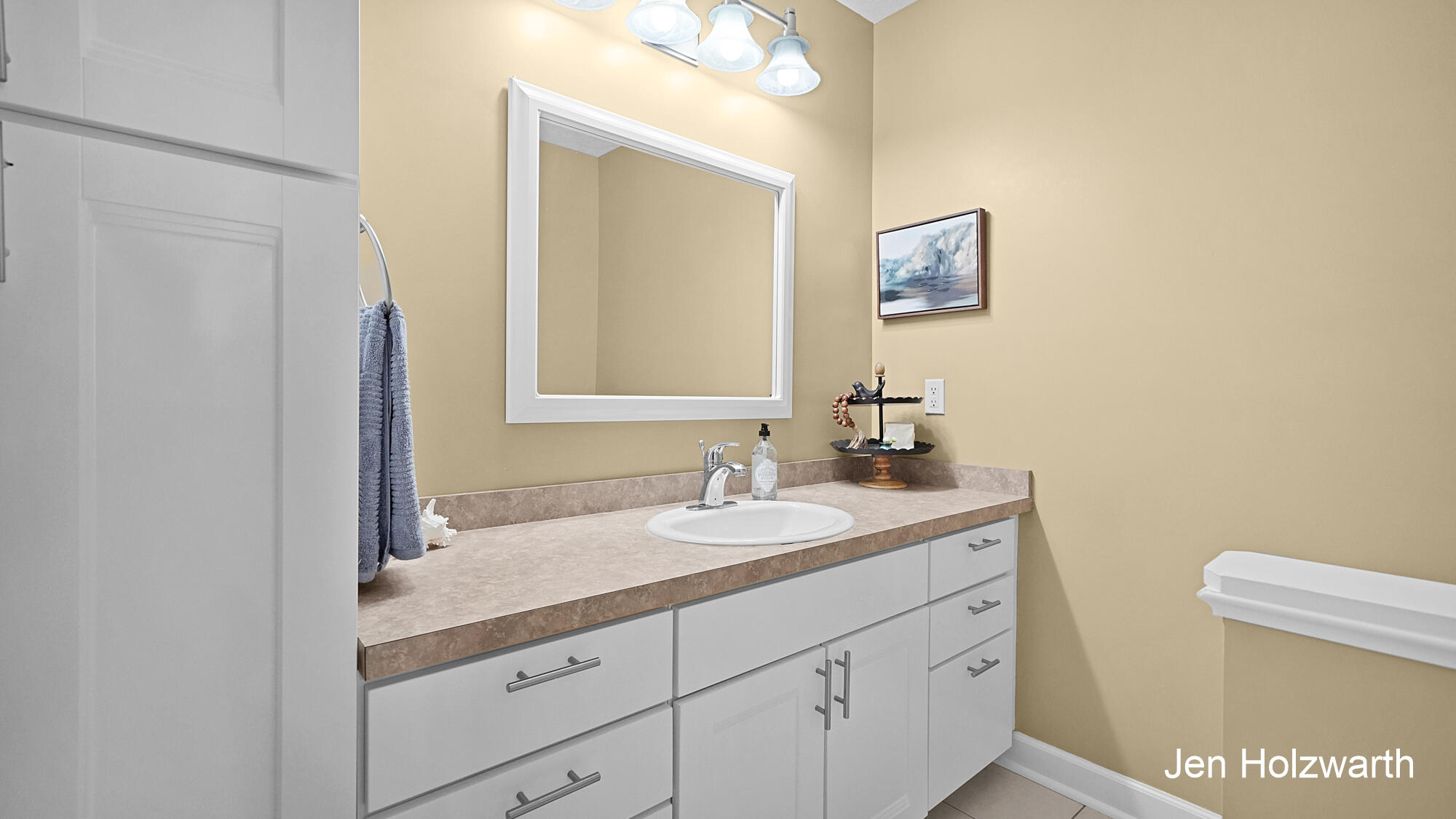 122 E Kent Street Property Photo 25