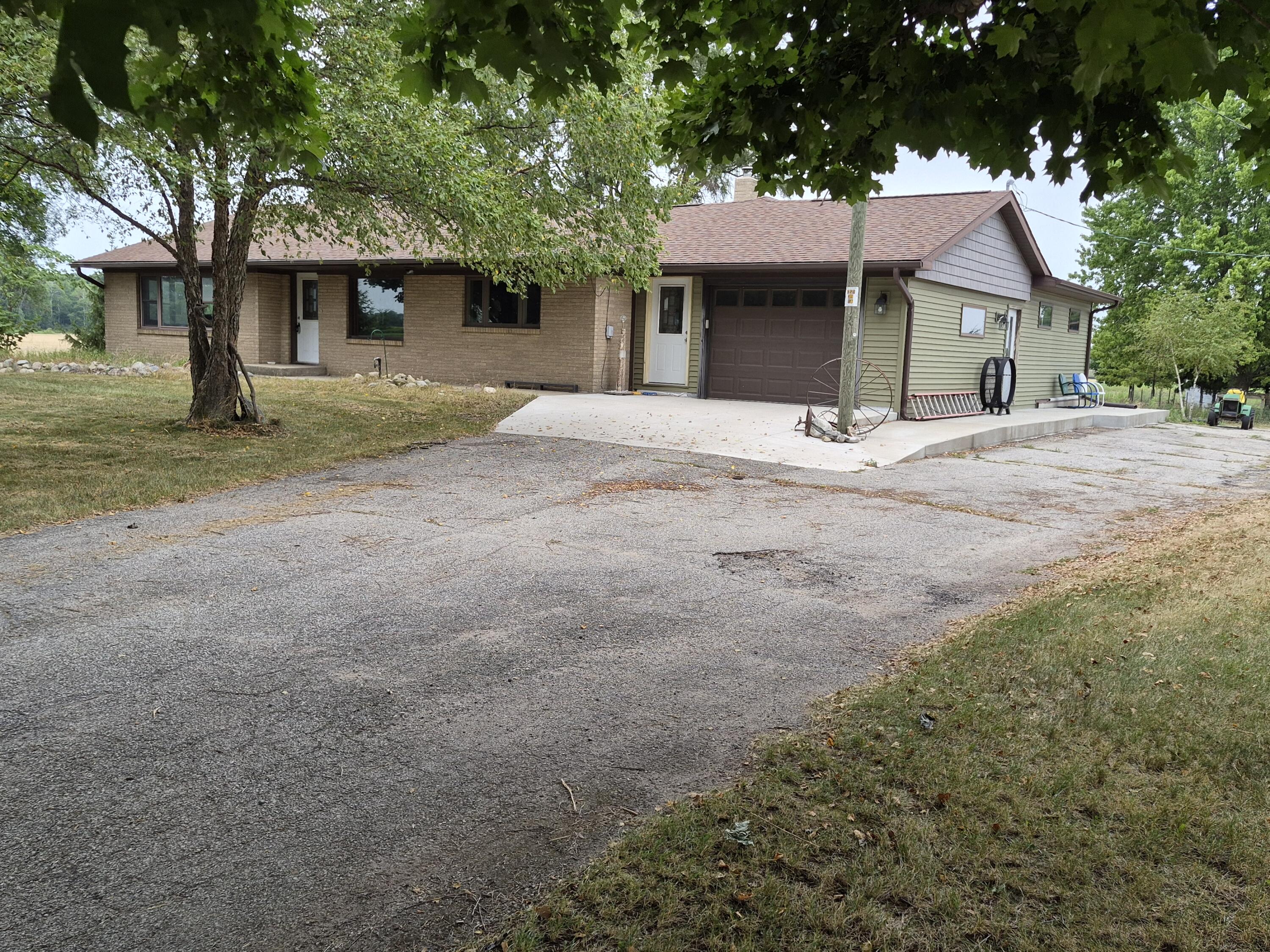 4991 E 128th Street Property Photo 1