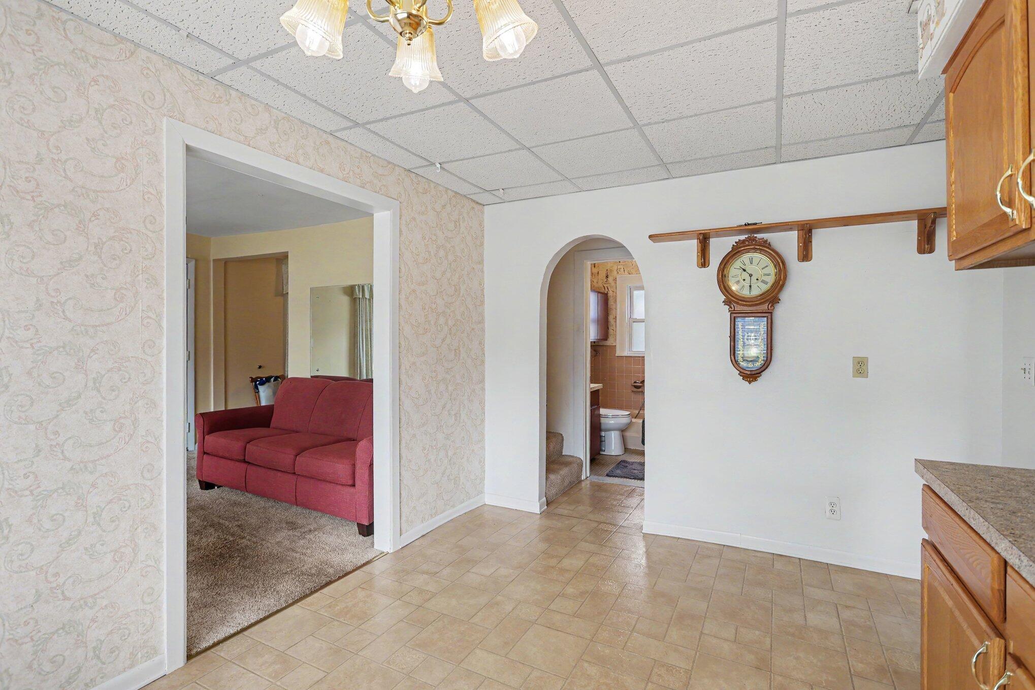 2901 Hartline Drive Property Photo 8