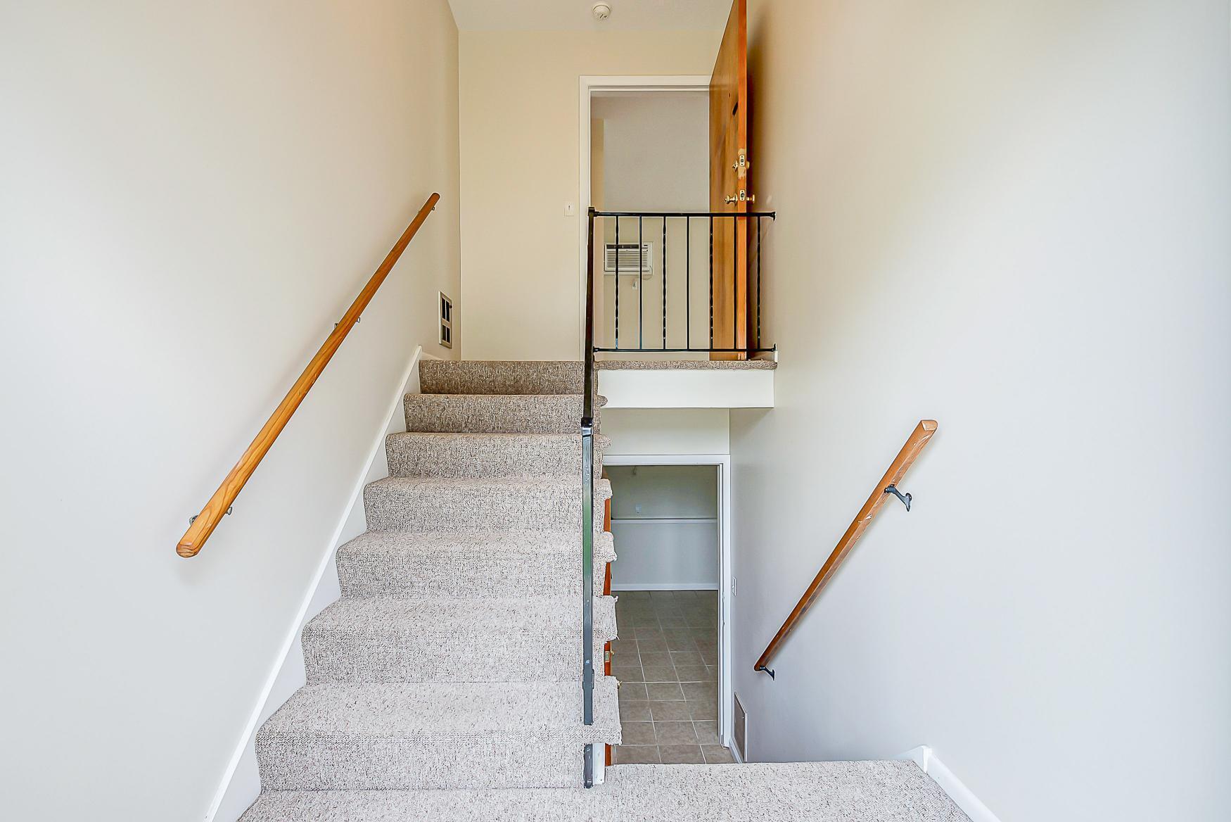 1670 Tudor Drive Property Photo 3