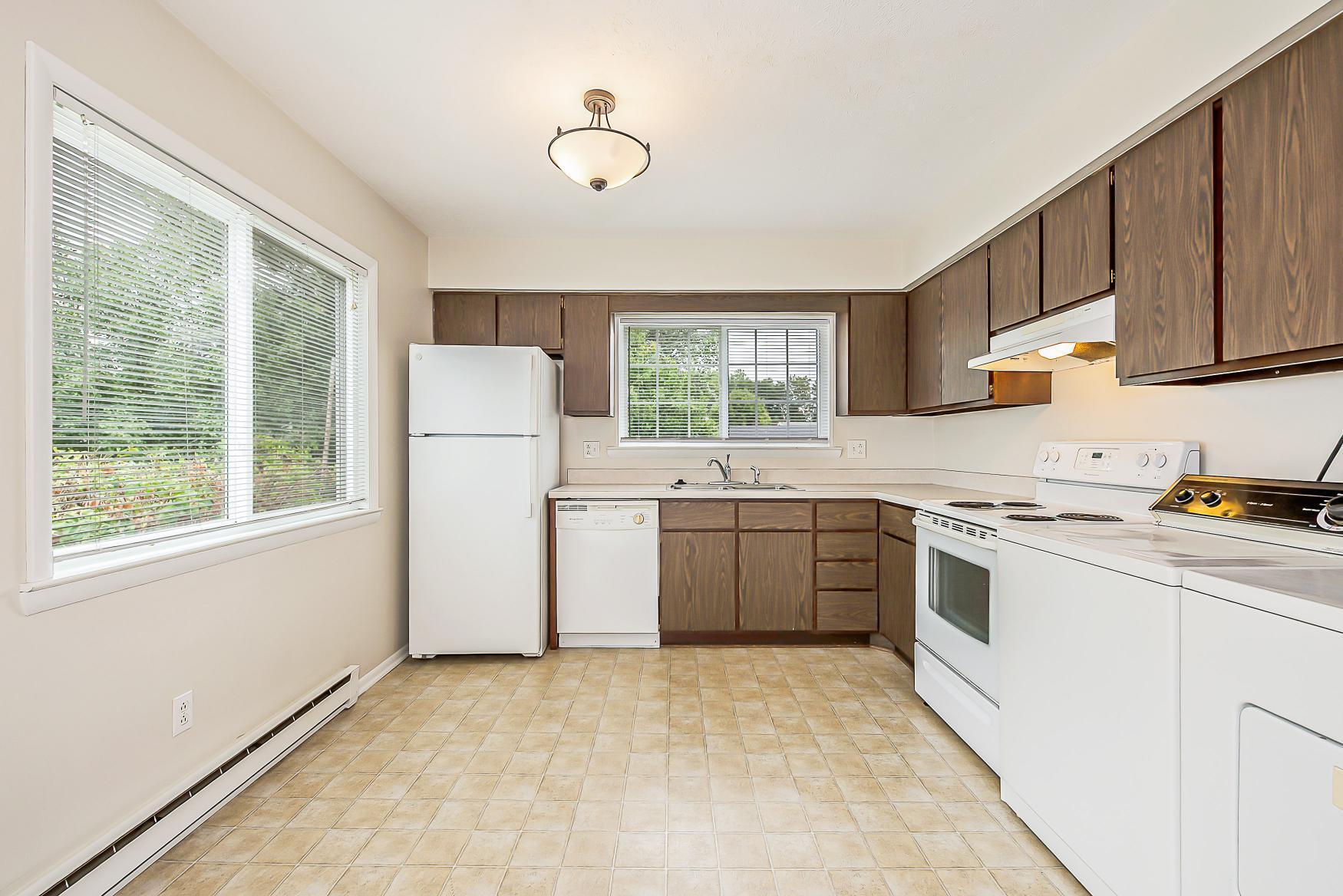 1670 Tudor Drive Property Photo 8