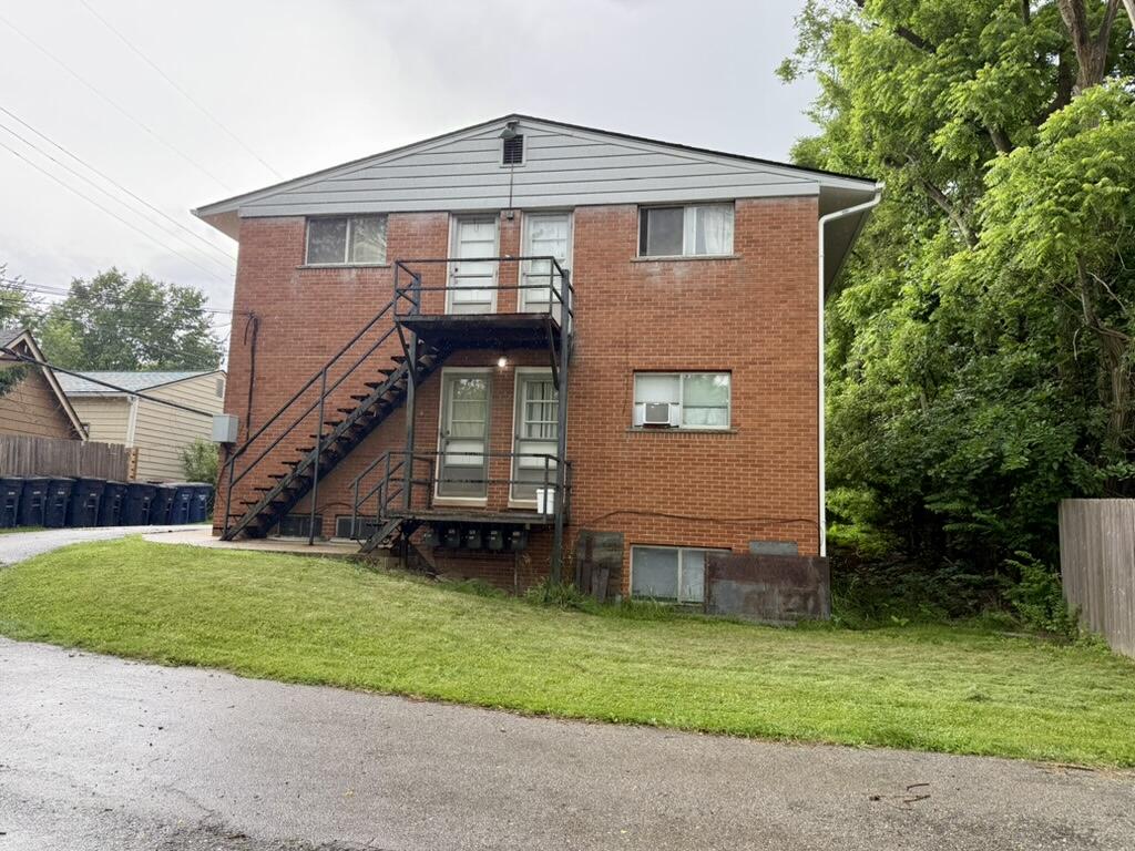 2053 Abbott Avenue Property Photo 13