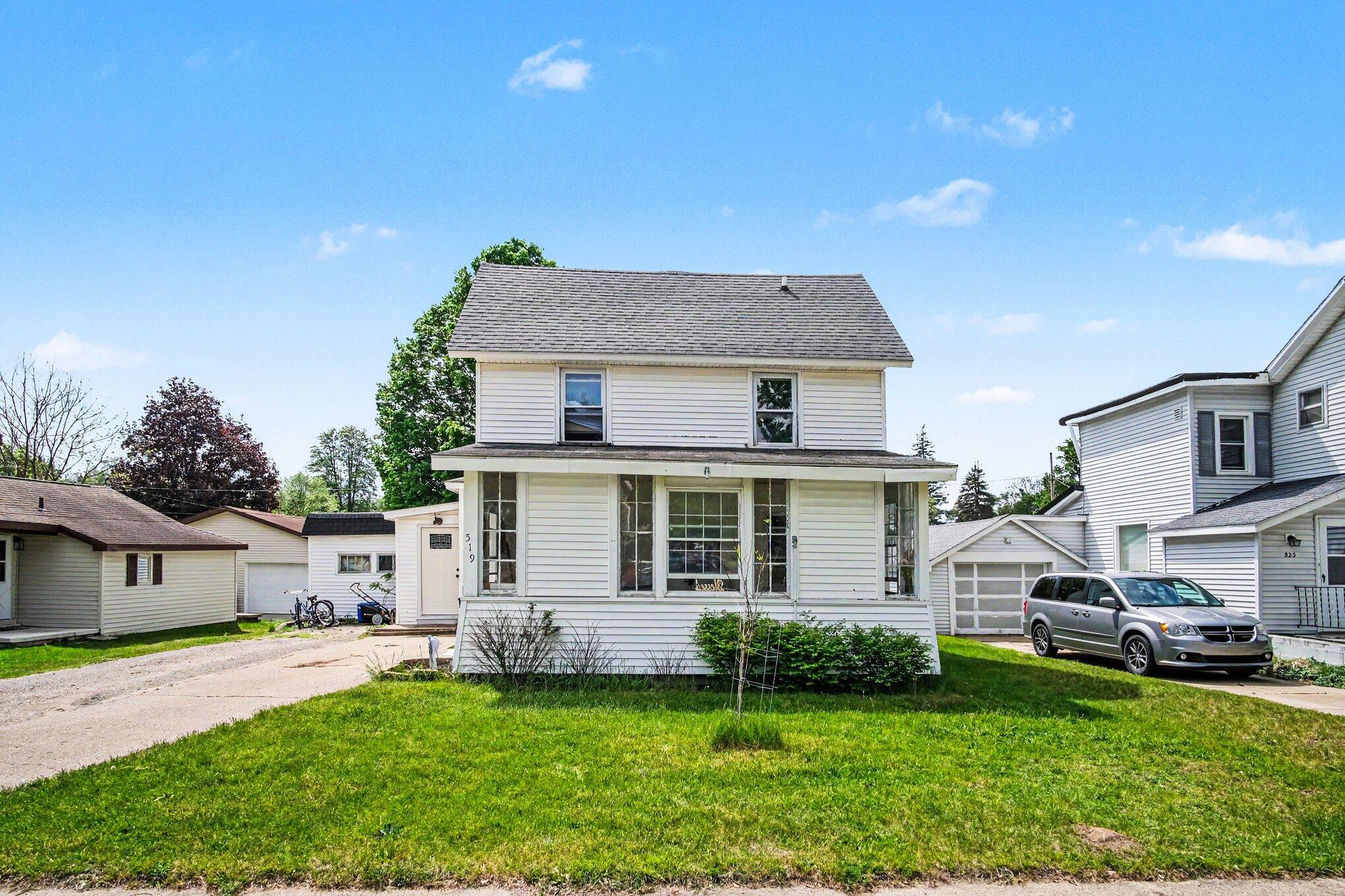 519 Rose Avenue Property Photo 1