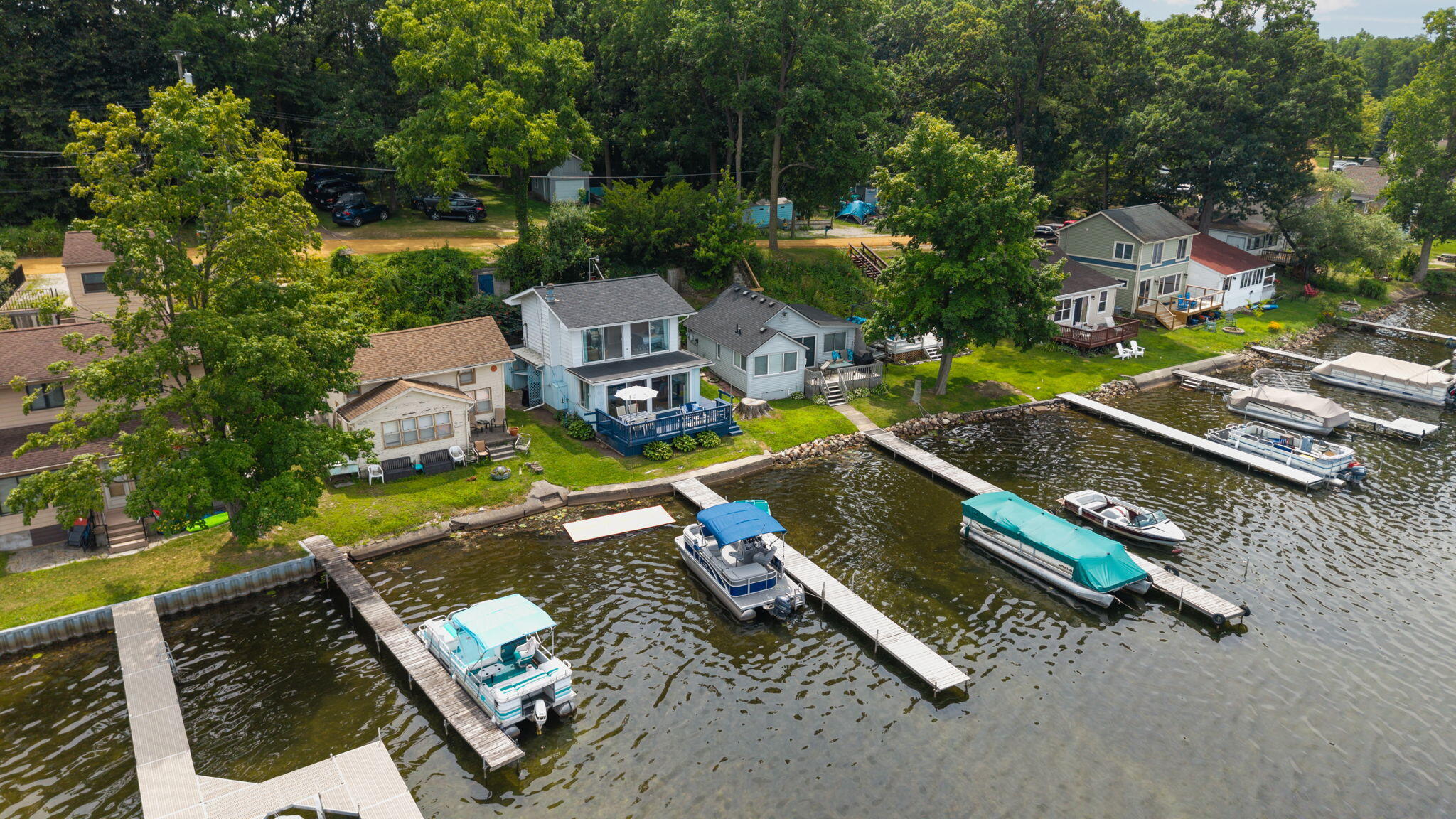 7355 Webbs Shore Drive Property Photo 2