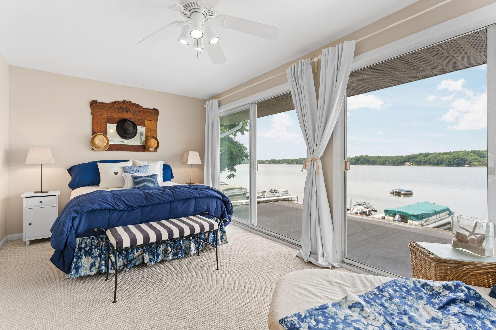 7355 Webbs Shore Drive Property Photo 16