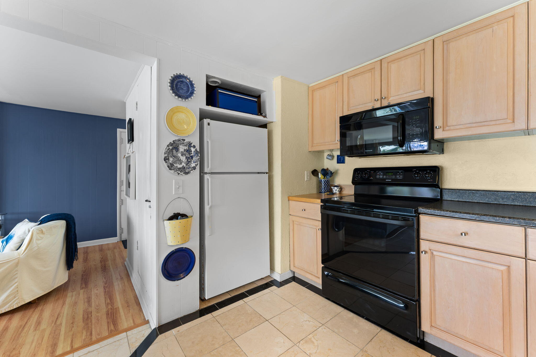 7355 Webbs Shore Drive Property Photo 26