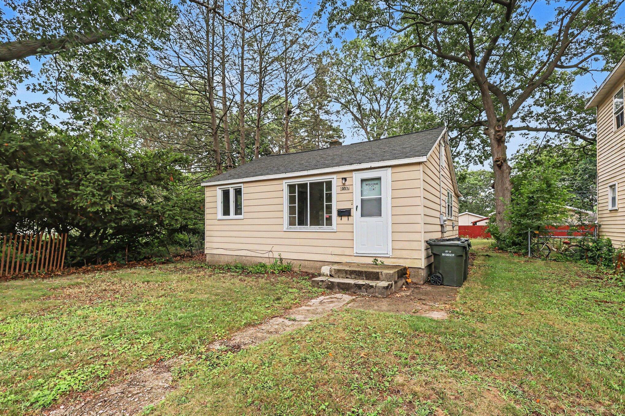 2337 Philo Avenue Property Photo 1