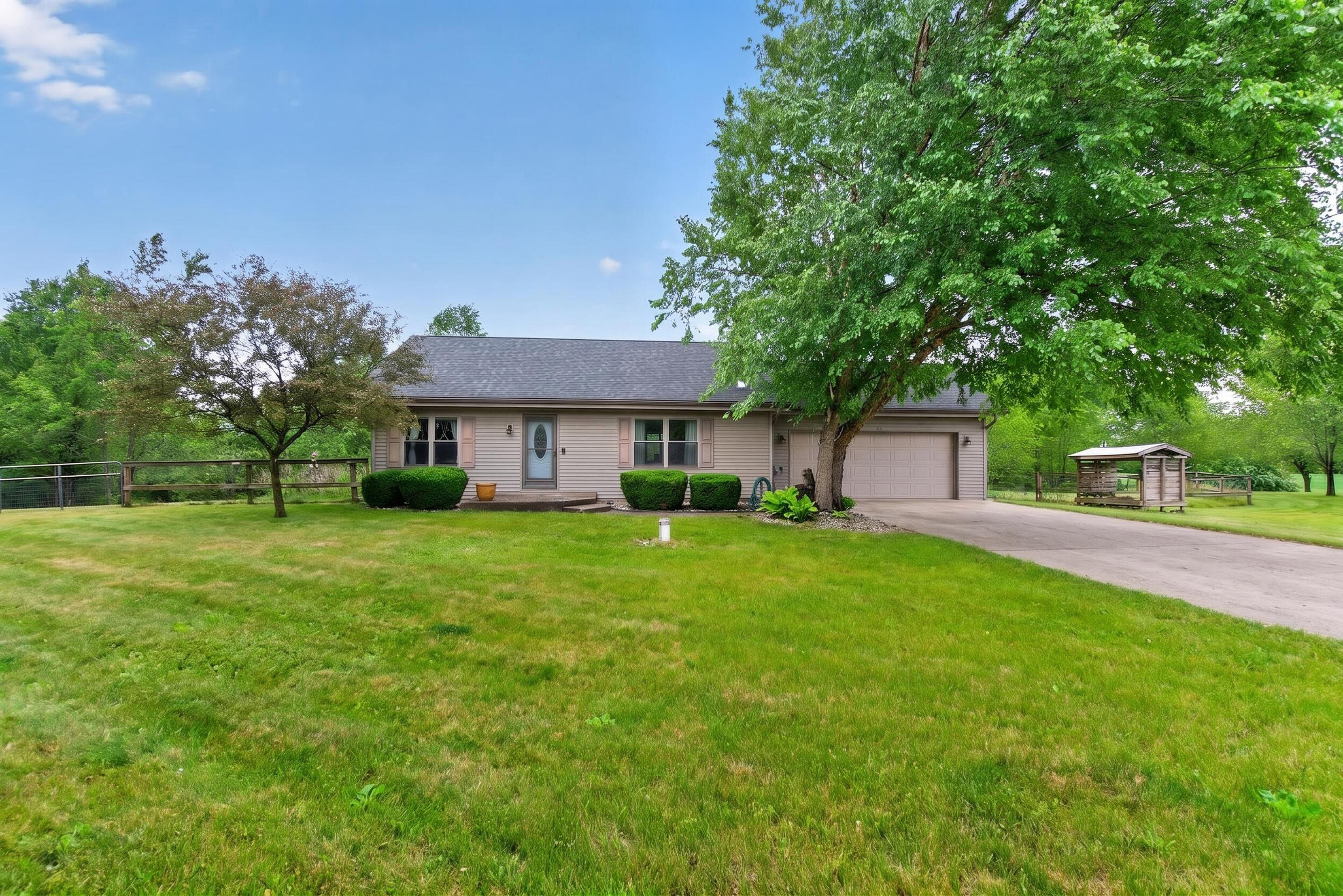15510 Davis Drive Property Photo 7