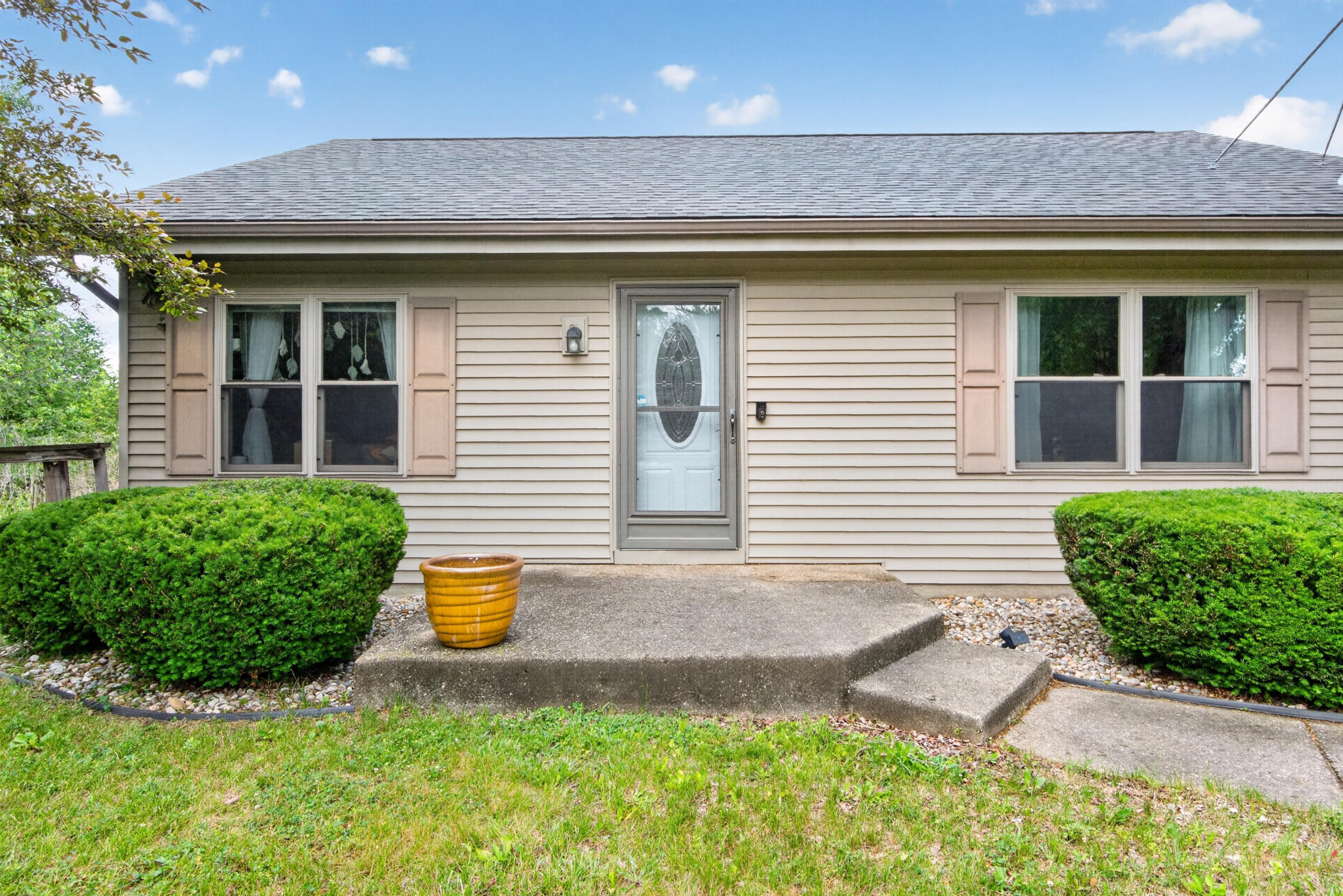15510 Davis Drive Property Photo 9