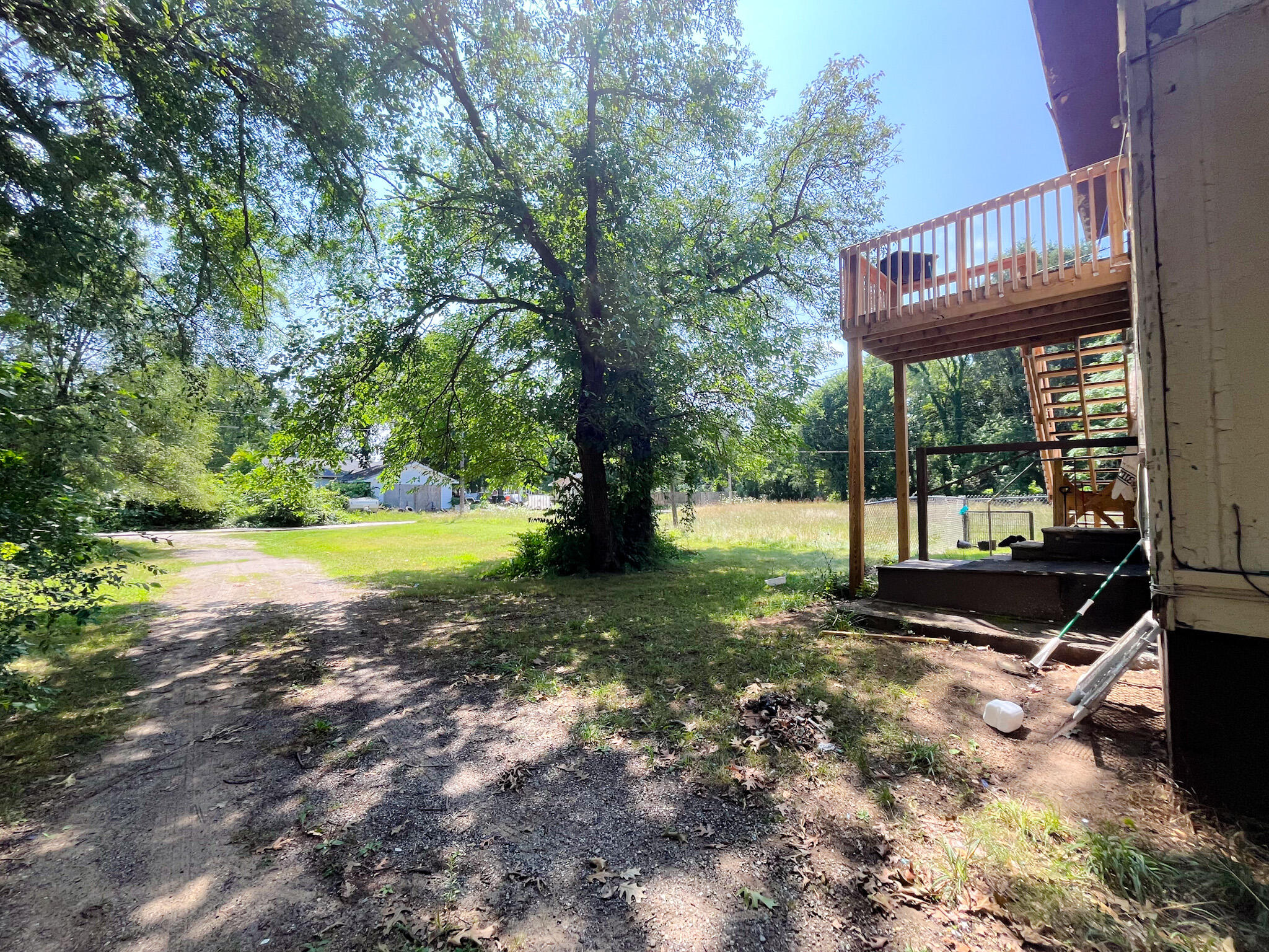 840 E High Street Property Photo 16