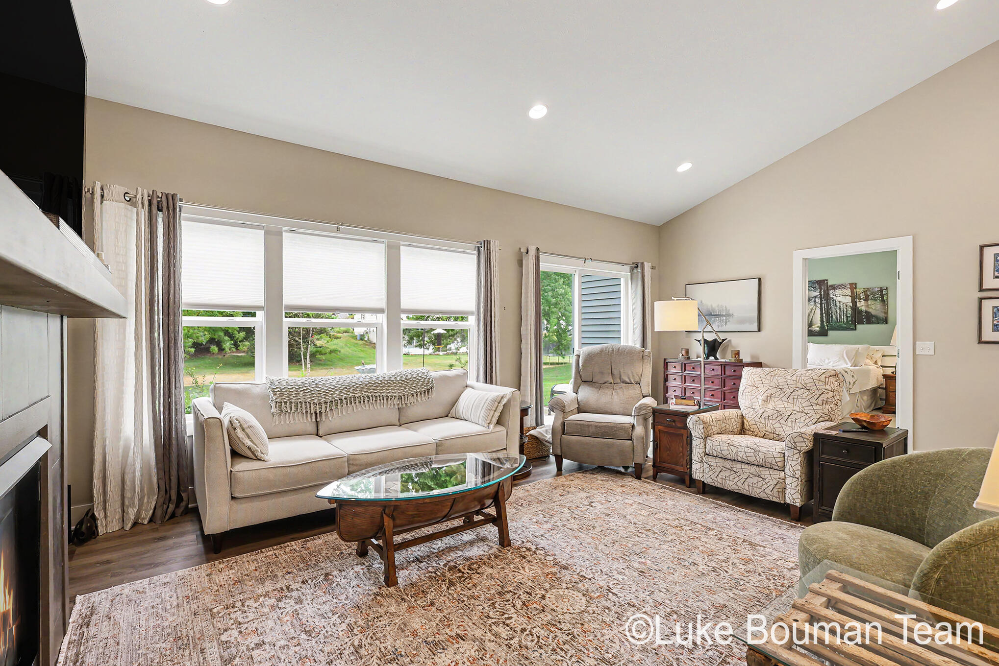 1420 Eagle Shore Court Property Photo 10