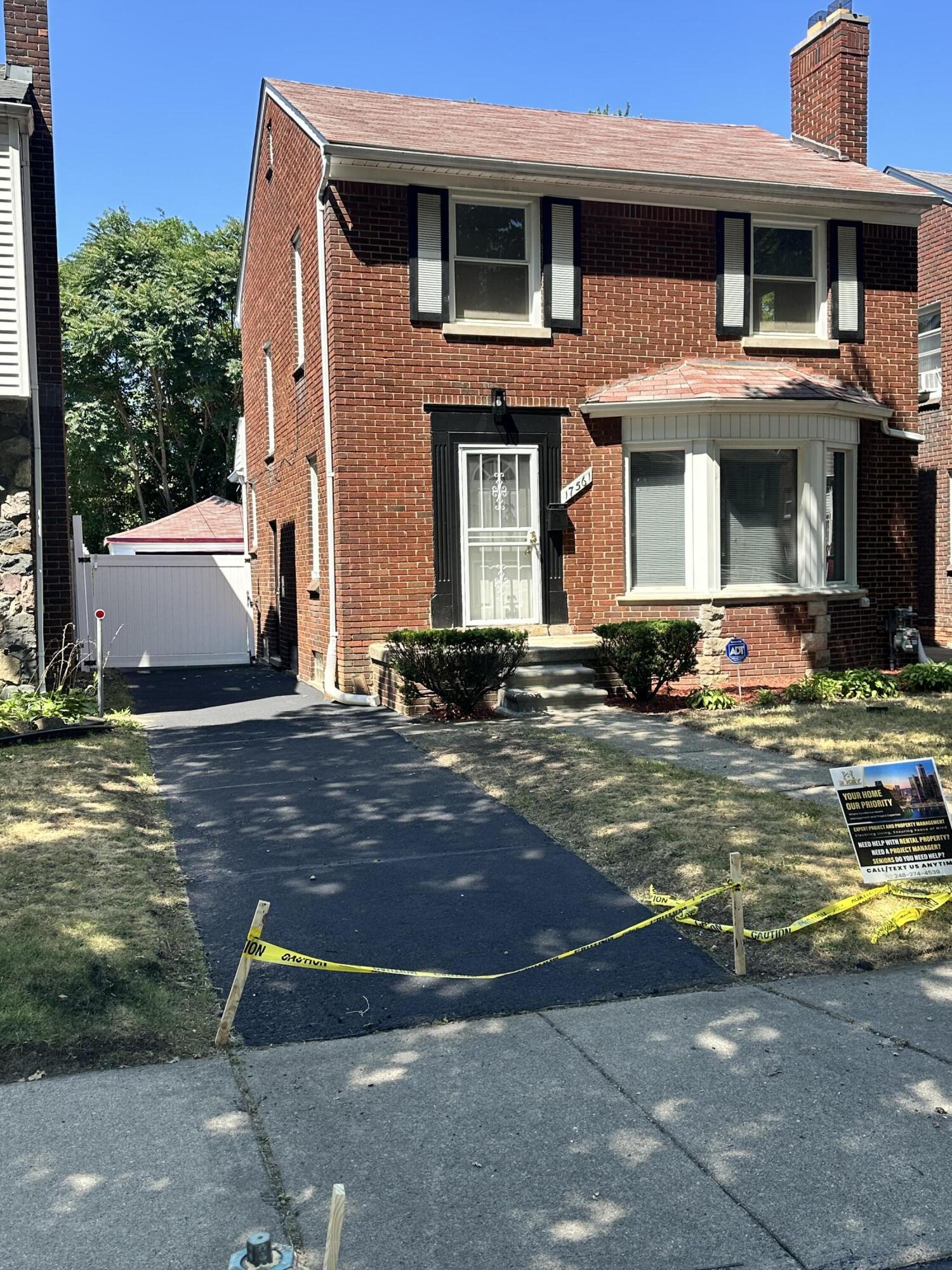 17561 Appoline Street Property Photo 2