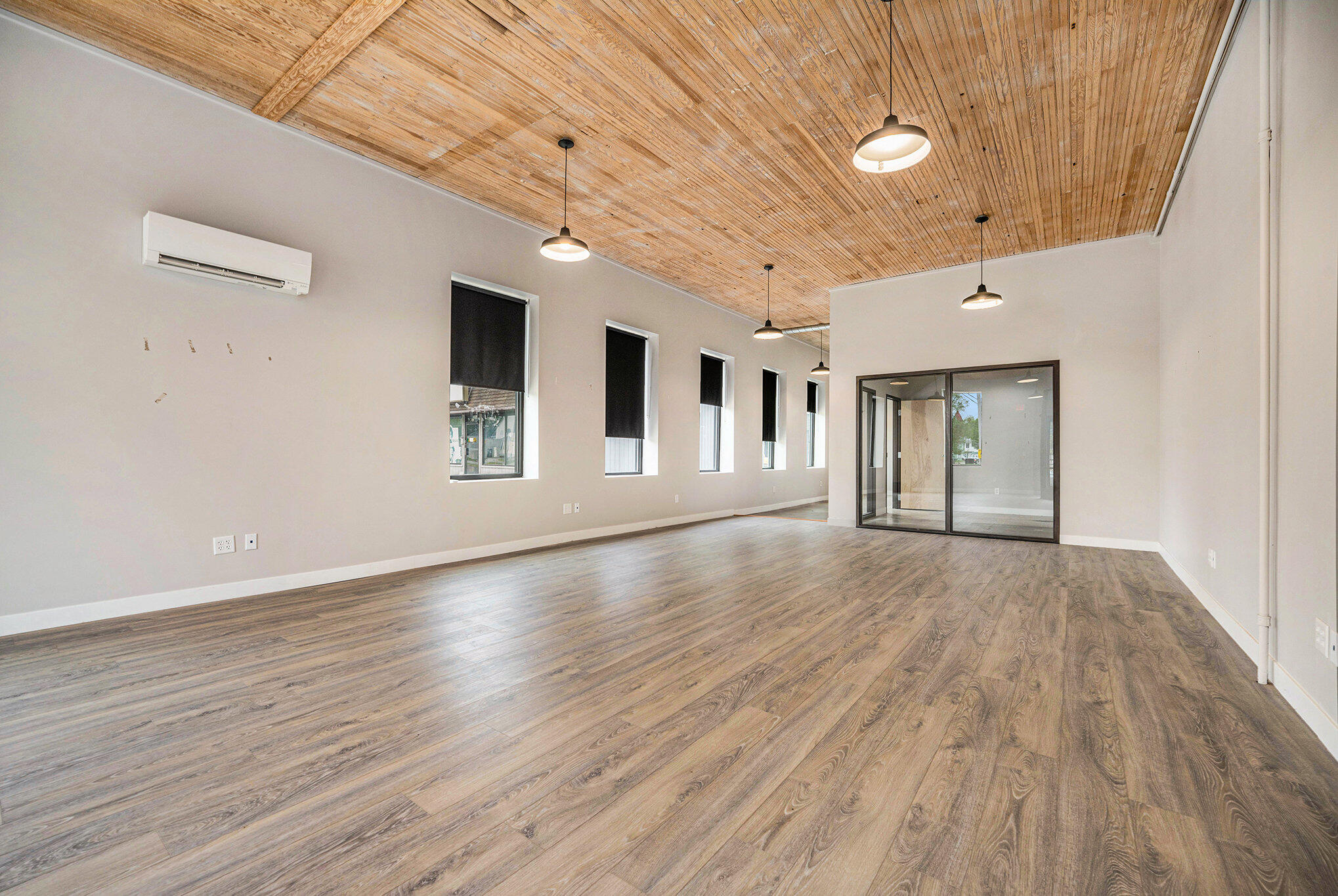 112 W Prutzman Street Suite A Property Photo 5