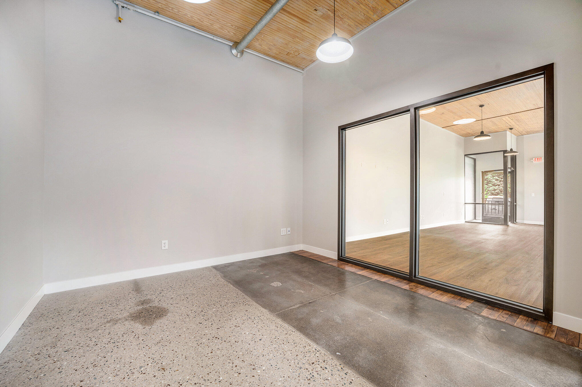 112 W Prutzman Street Suite A Property Photo 10