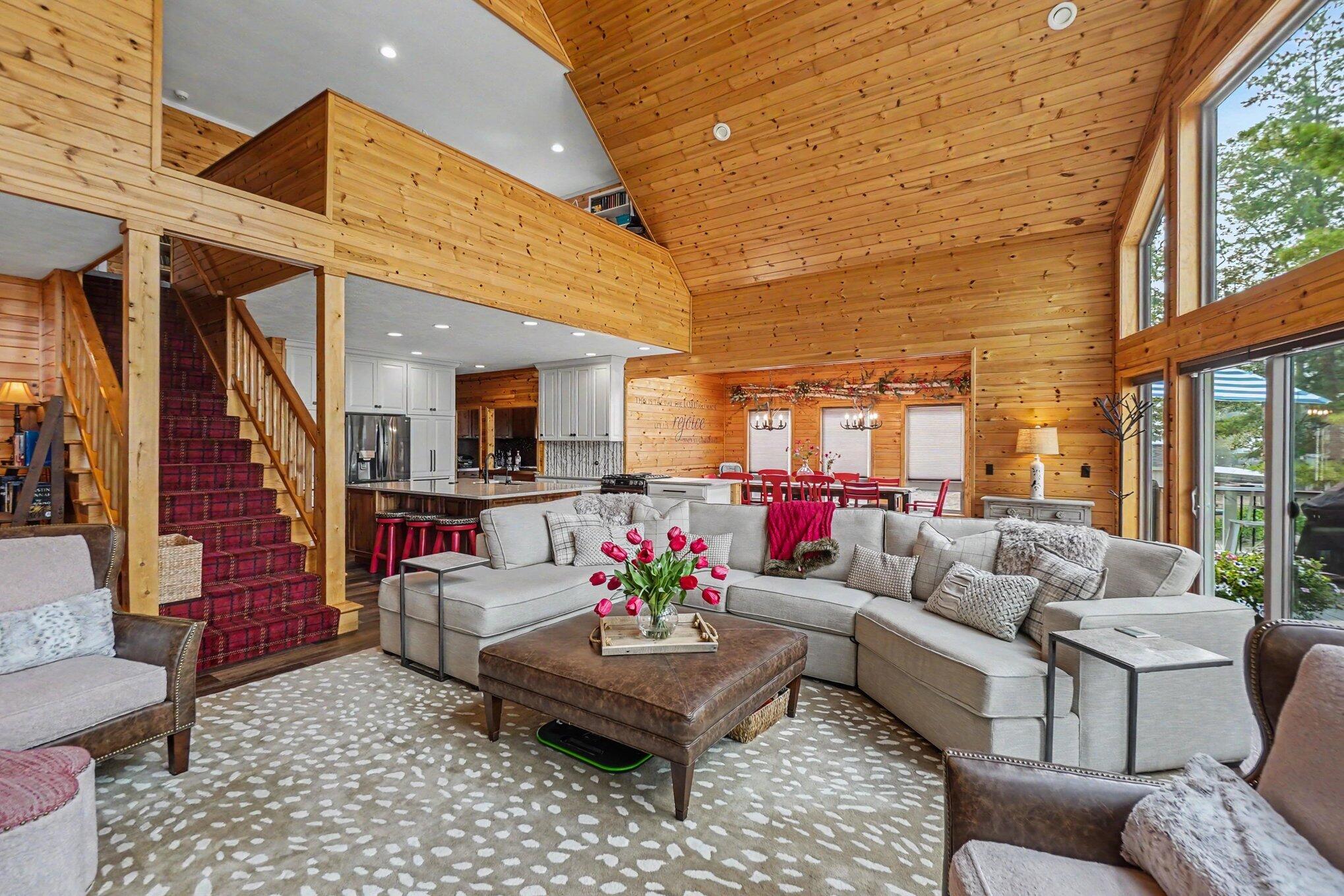 7765 Bayview Shore Drive Property Photo 7