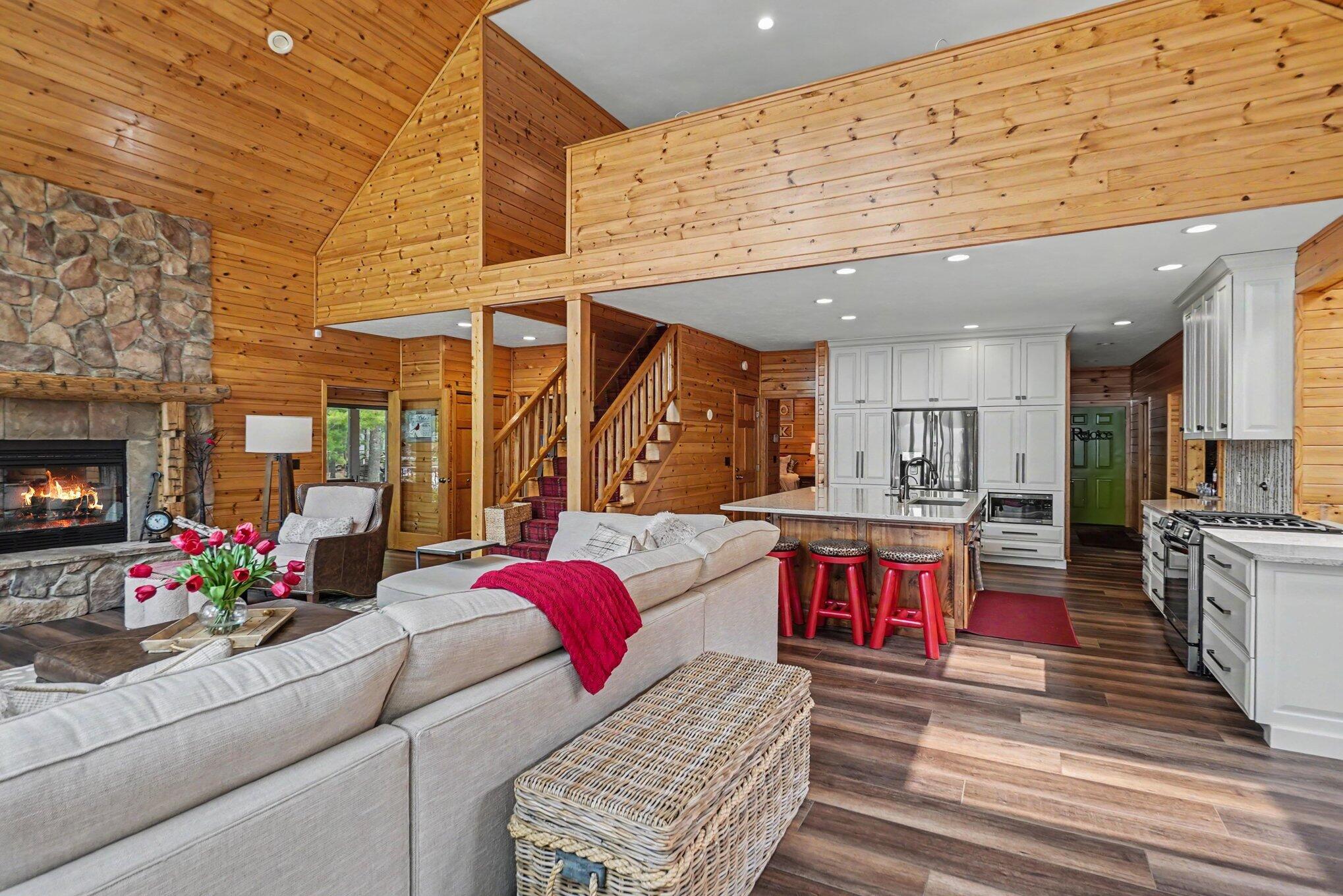 7765 Bayview Shore Drive Property Photo 8