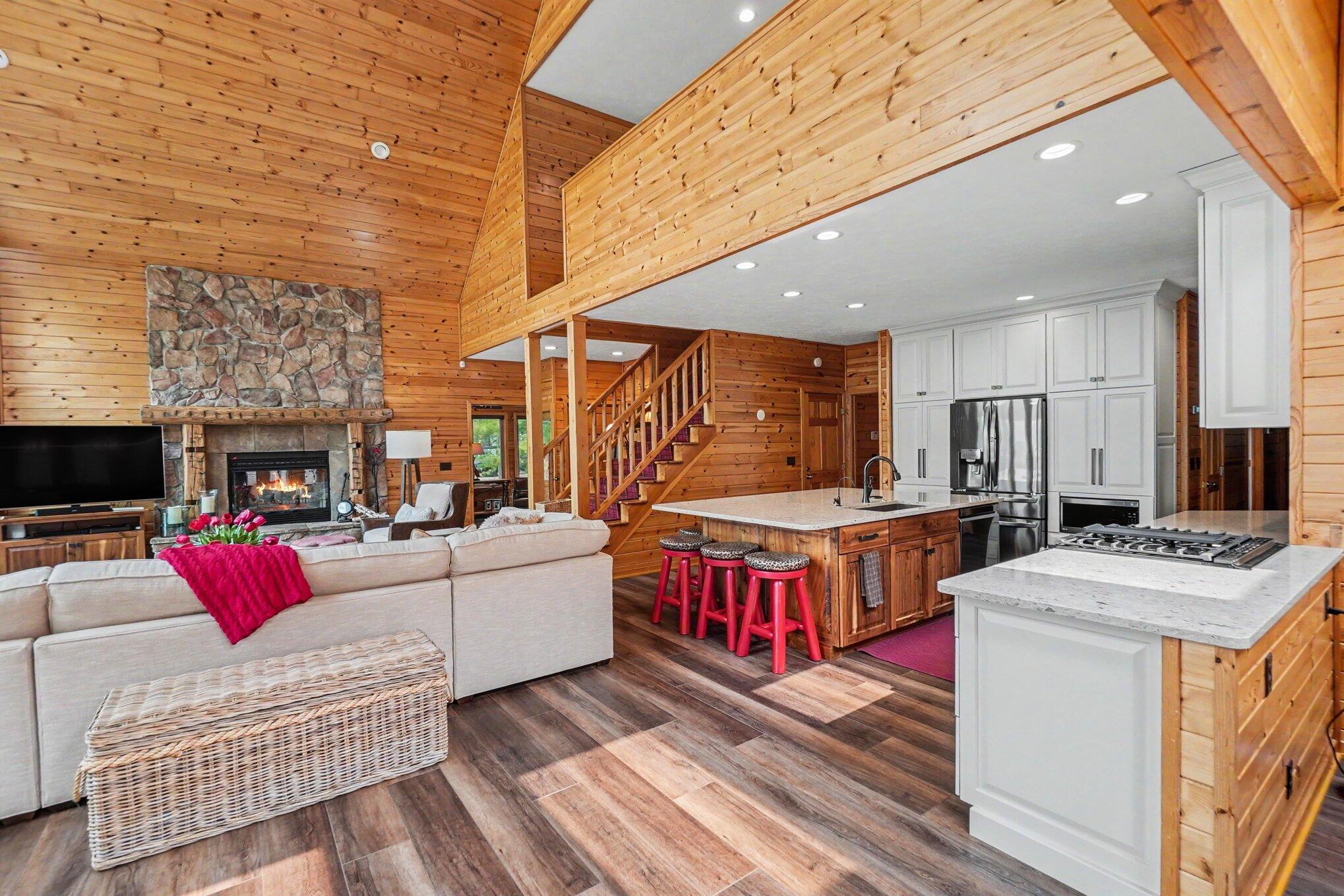 7765 Bayview Shore Drive Property Photo 10