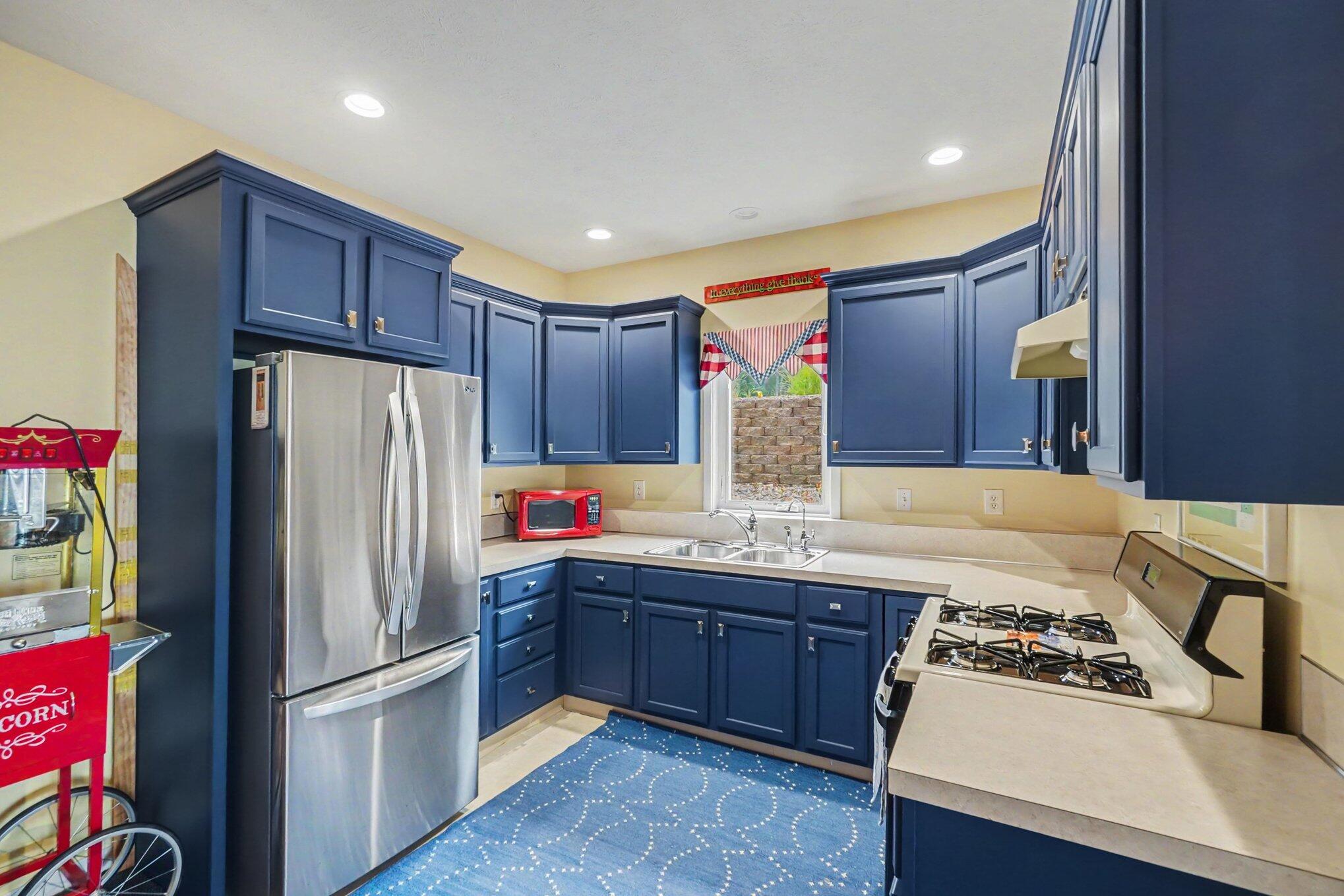 7765 Bayview Shore Drive Property Photo 30