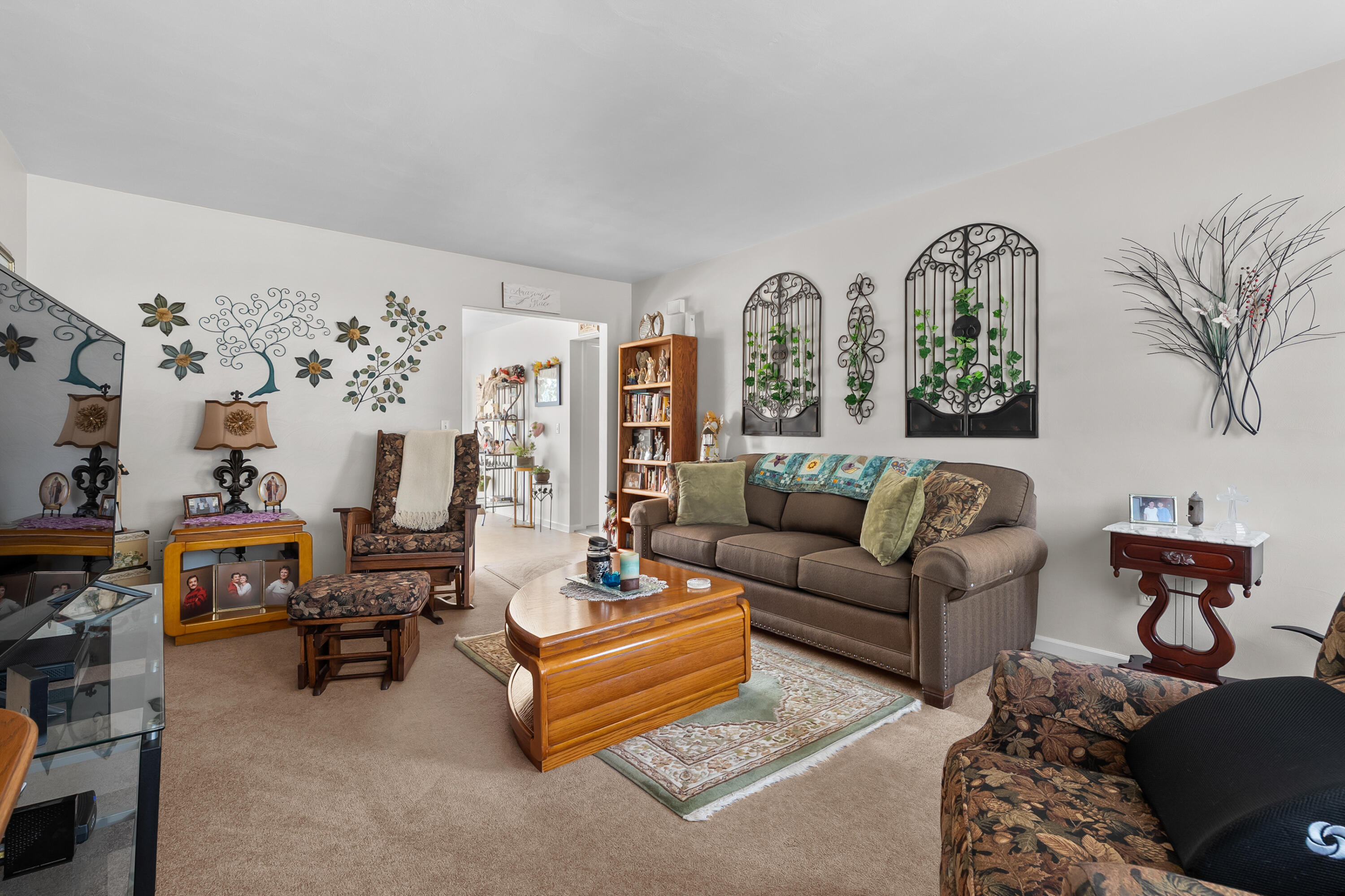 5792 Celery Street Property Photo 6