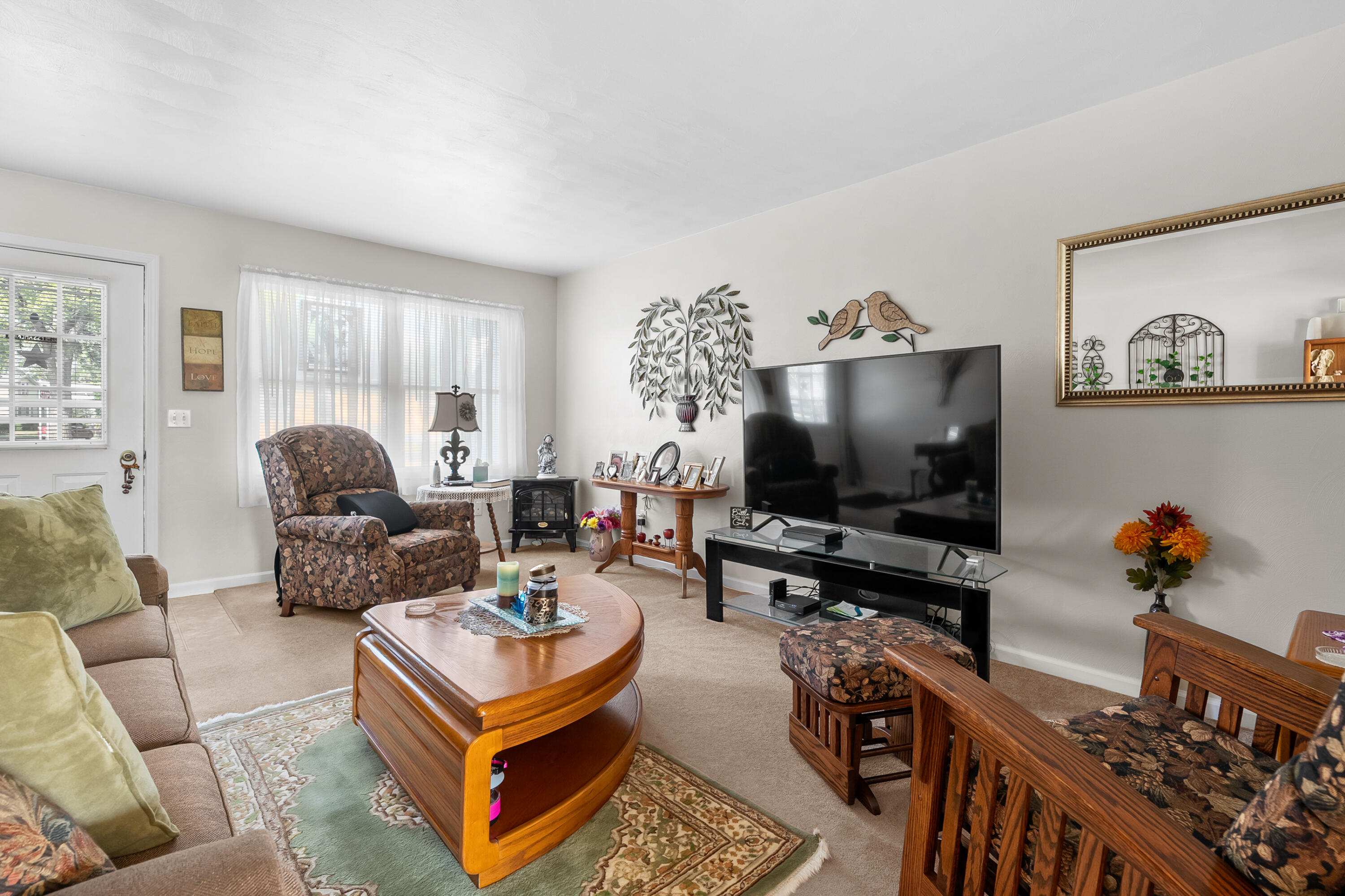 5792 Celery Street Property Photo 7