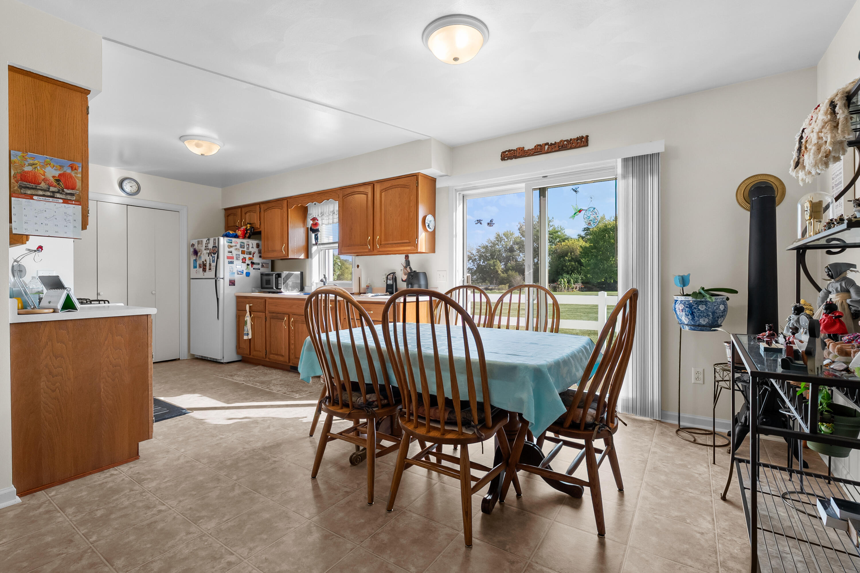 5792 Celery Street Property Photo 8