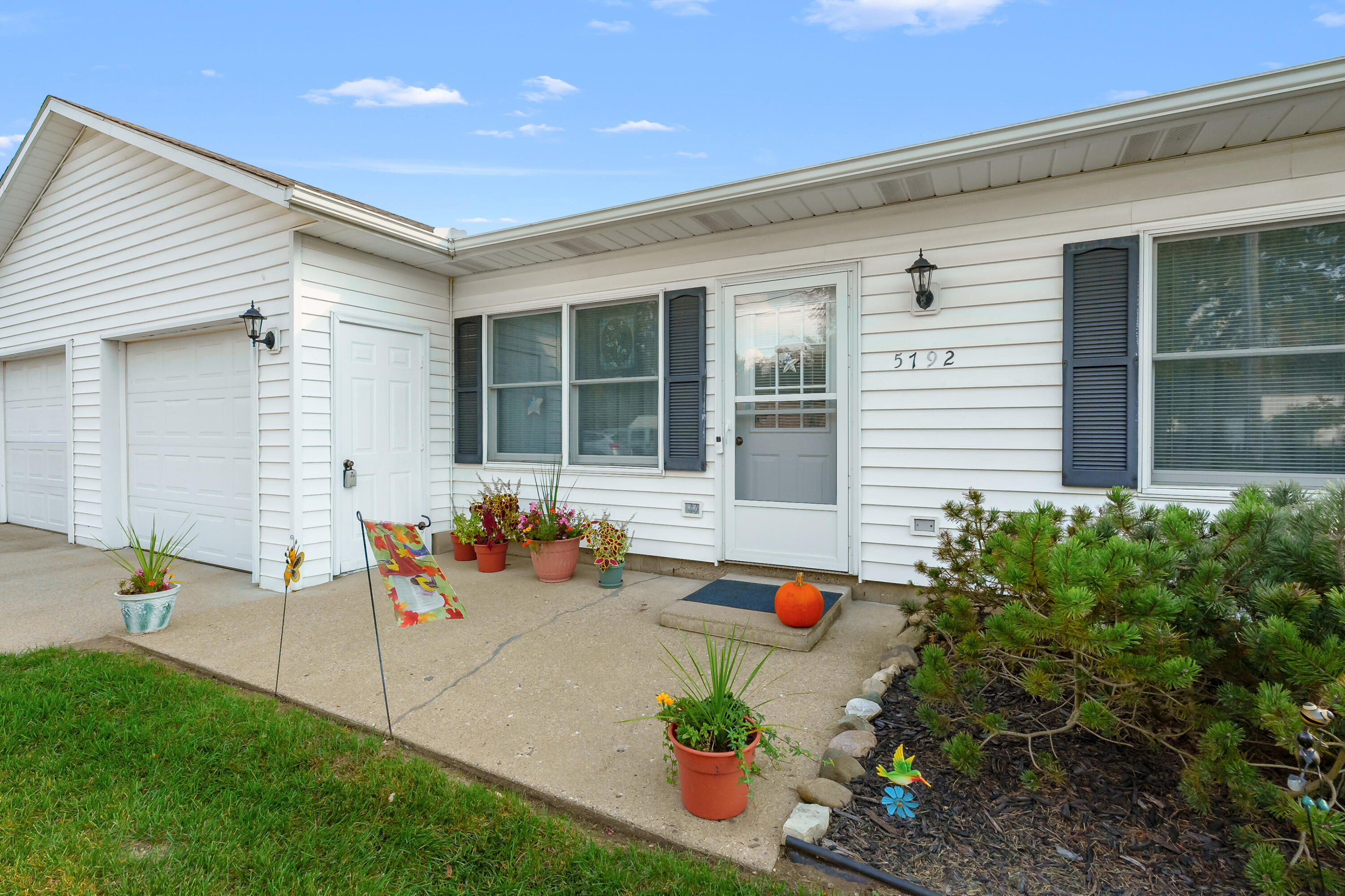 5792 Celery Street Property Photo 18