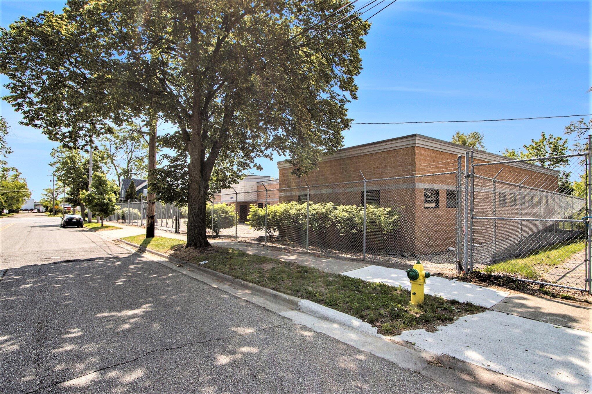 1206 E Crosstown Parkway Office/warehouse A Property Photo 19