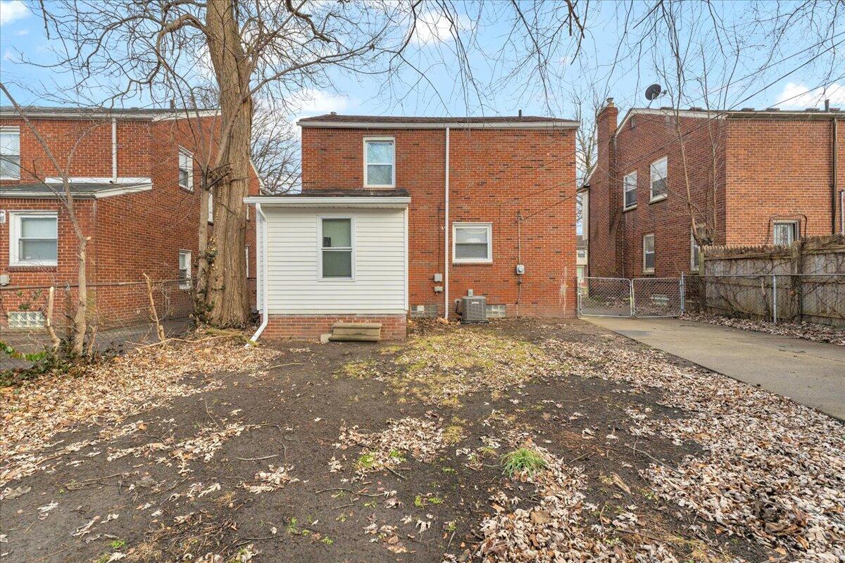 17217 Plainview Avenue Property Photo 27