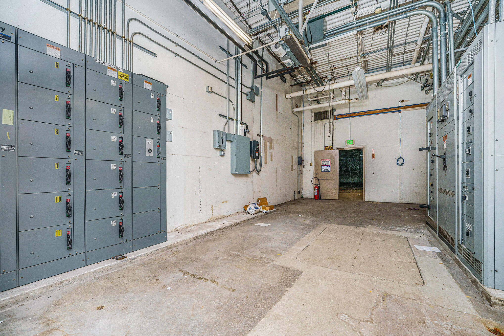 111 Day Drive Property Photo 4