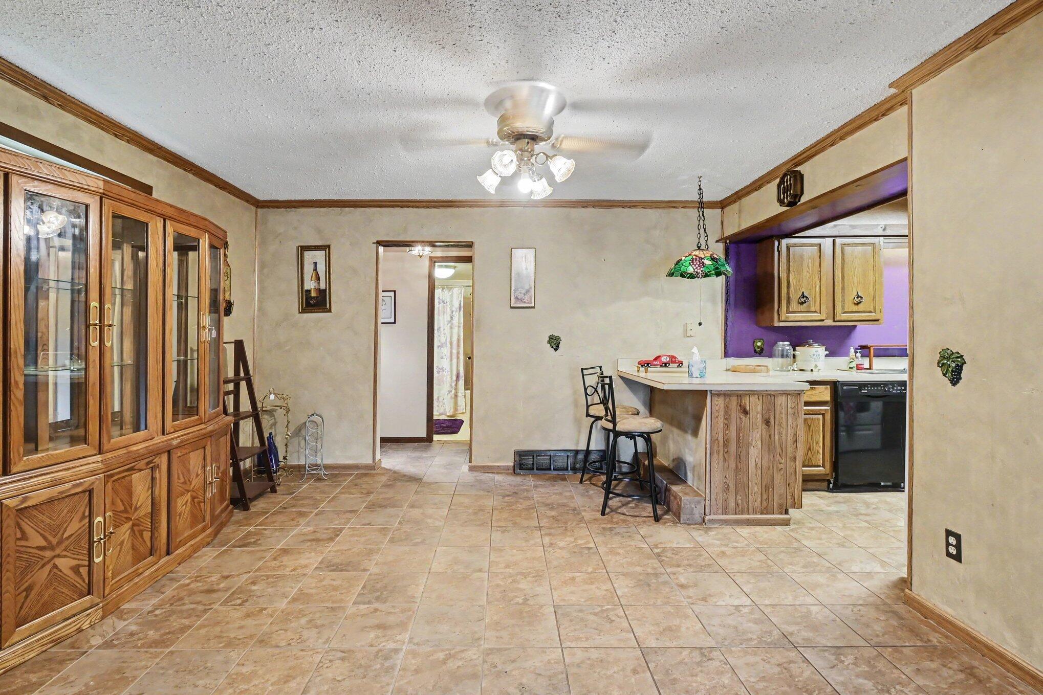 514 Saint Clair Avenue Property Photo 7
