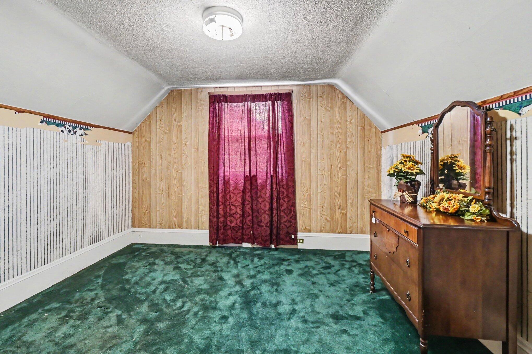 514 Saint Clair Avenue Property Photo 13