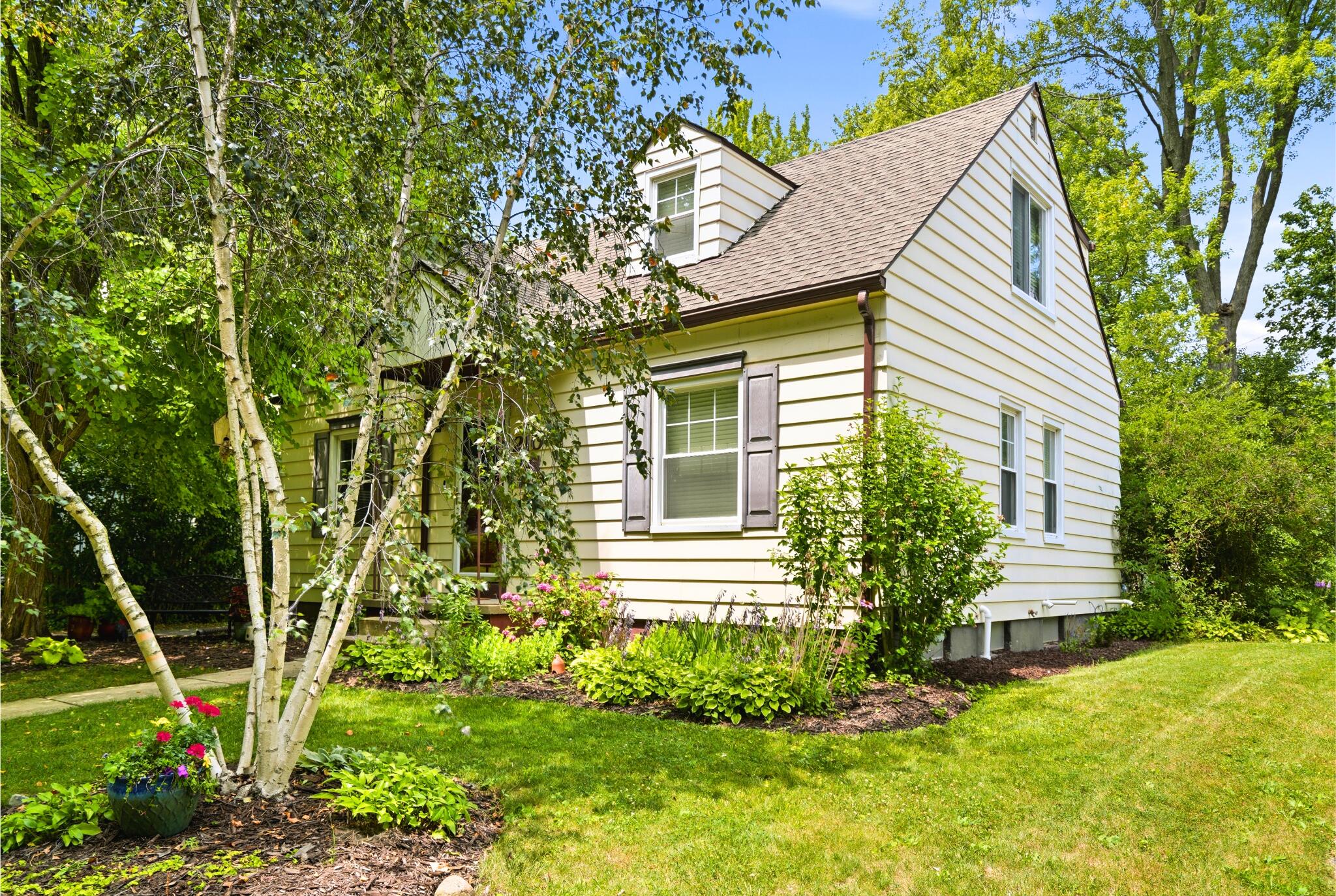 2104 Arborview Boulevard Property Photo 1