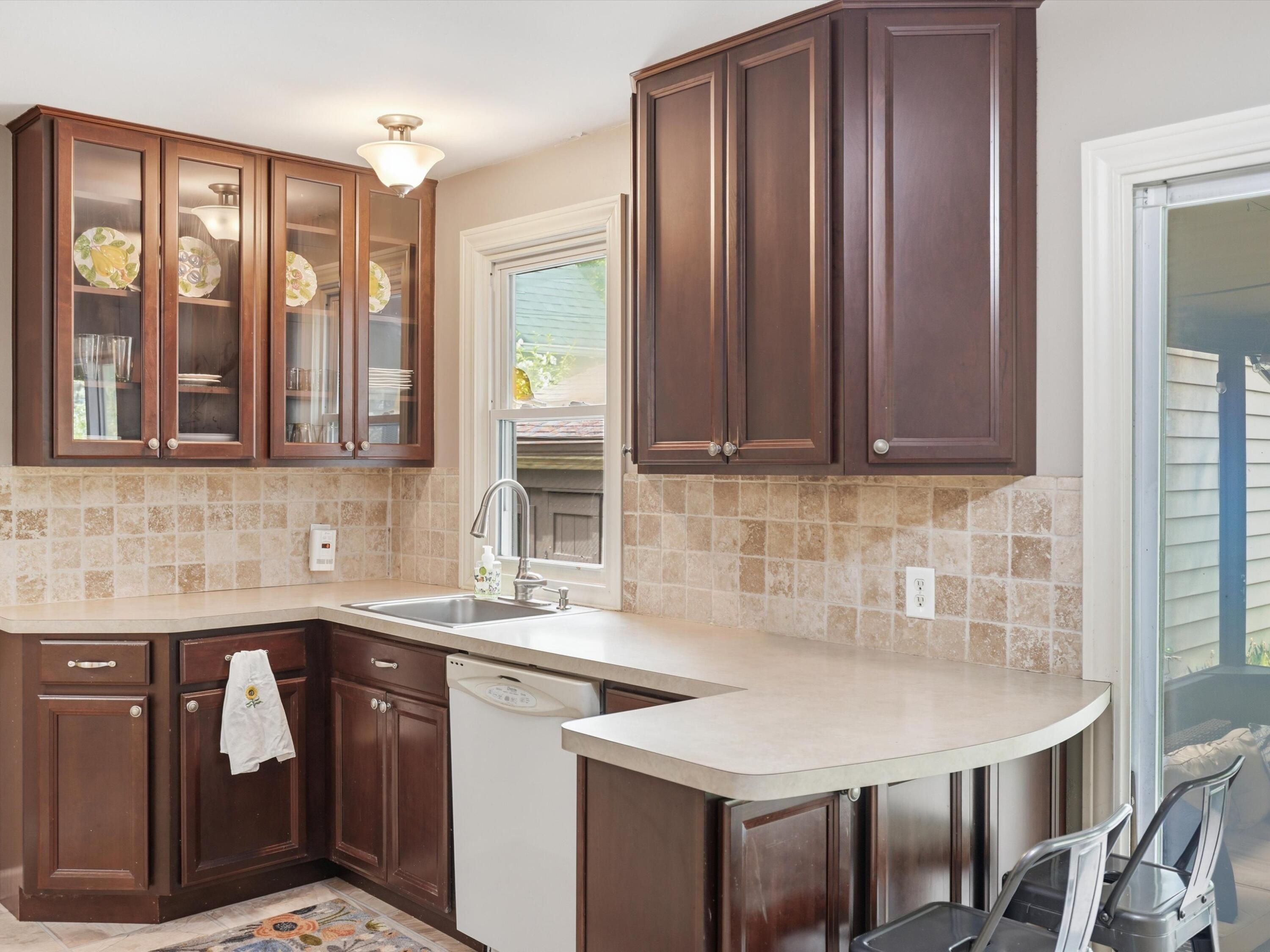 2104 Arborview Boulevard Property Photo 8