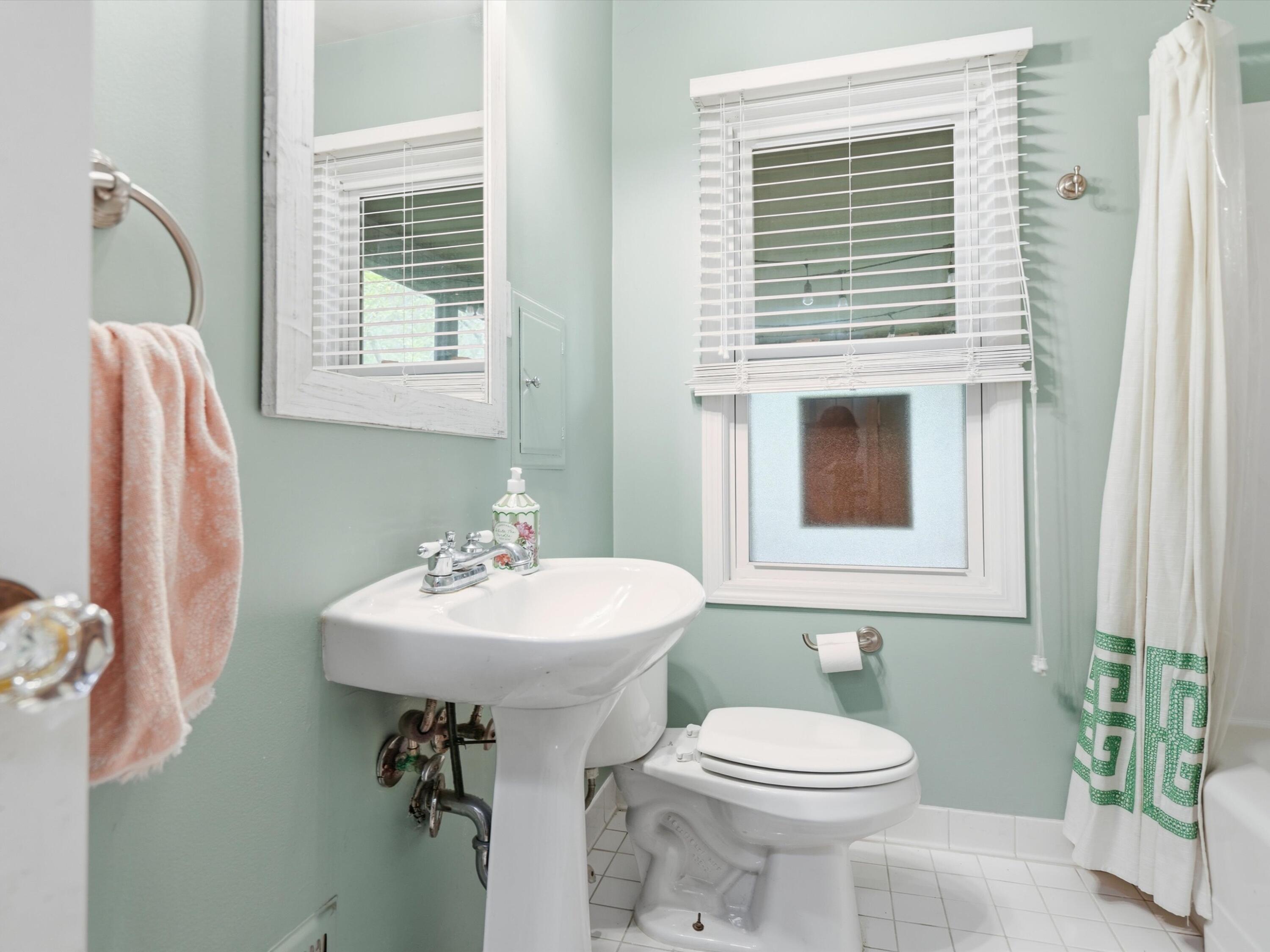 2104 Arborview Boulevard Property Photo 11