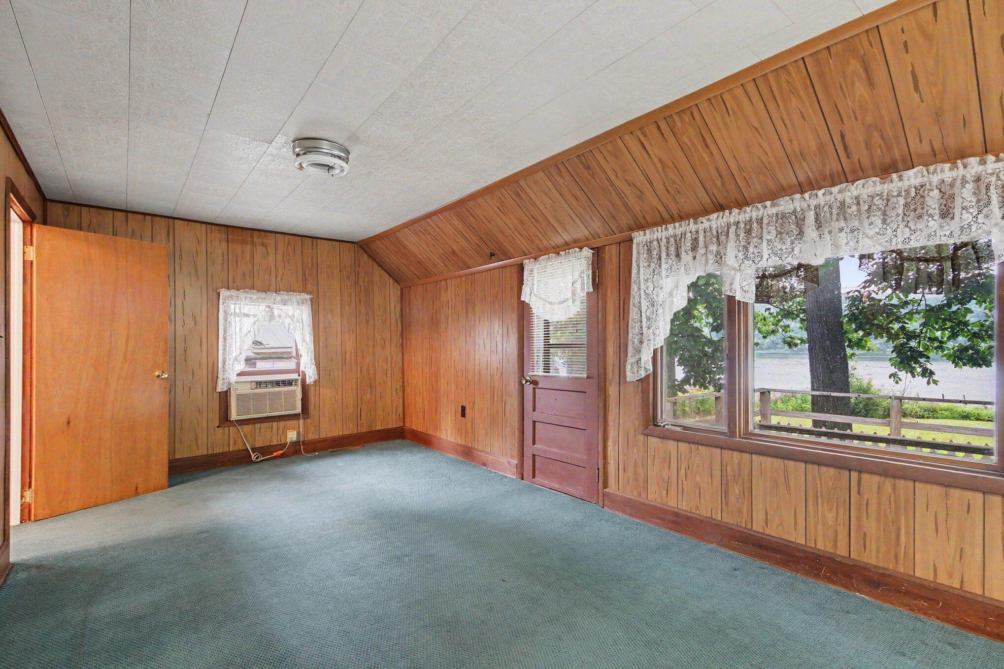12093 Winans Drive Property Photo 11