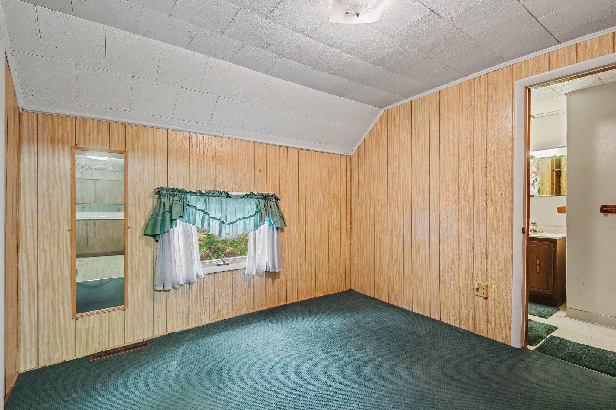 12093 Winans Drive Property Photo 18