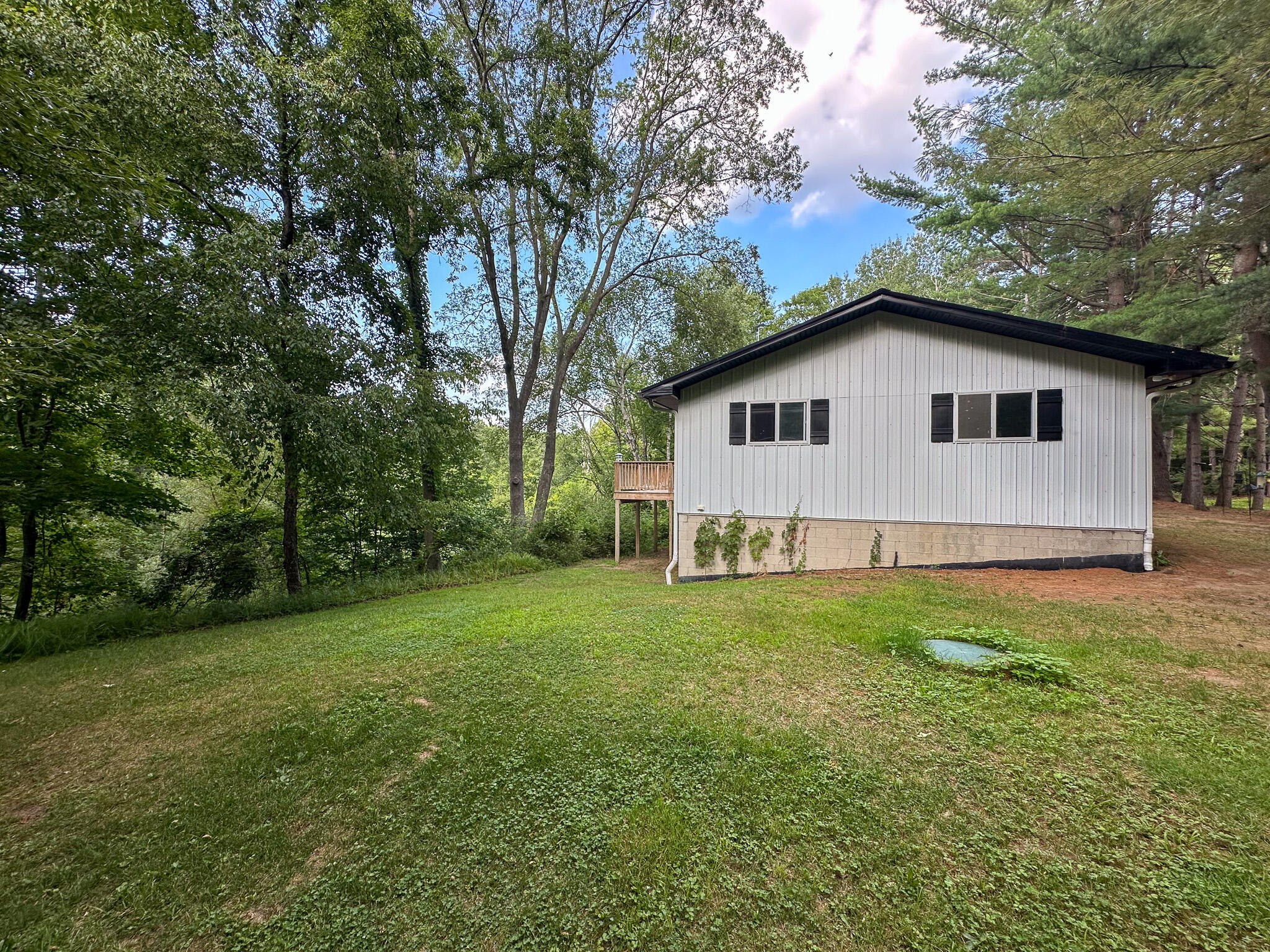 10013 E Beal City Road Property Photo 12
