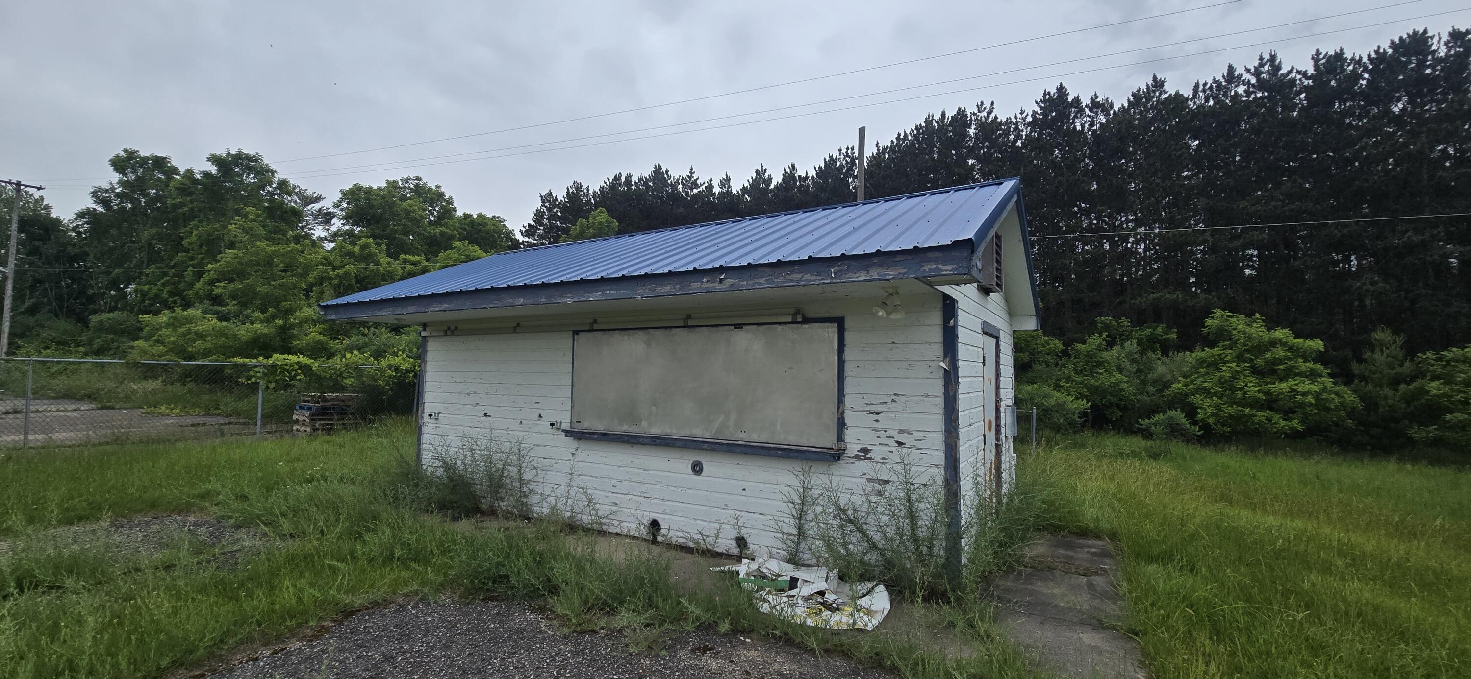 500 W Home Street Property Photo 10