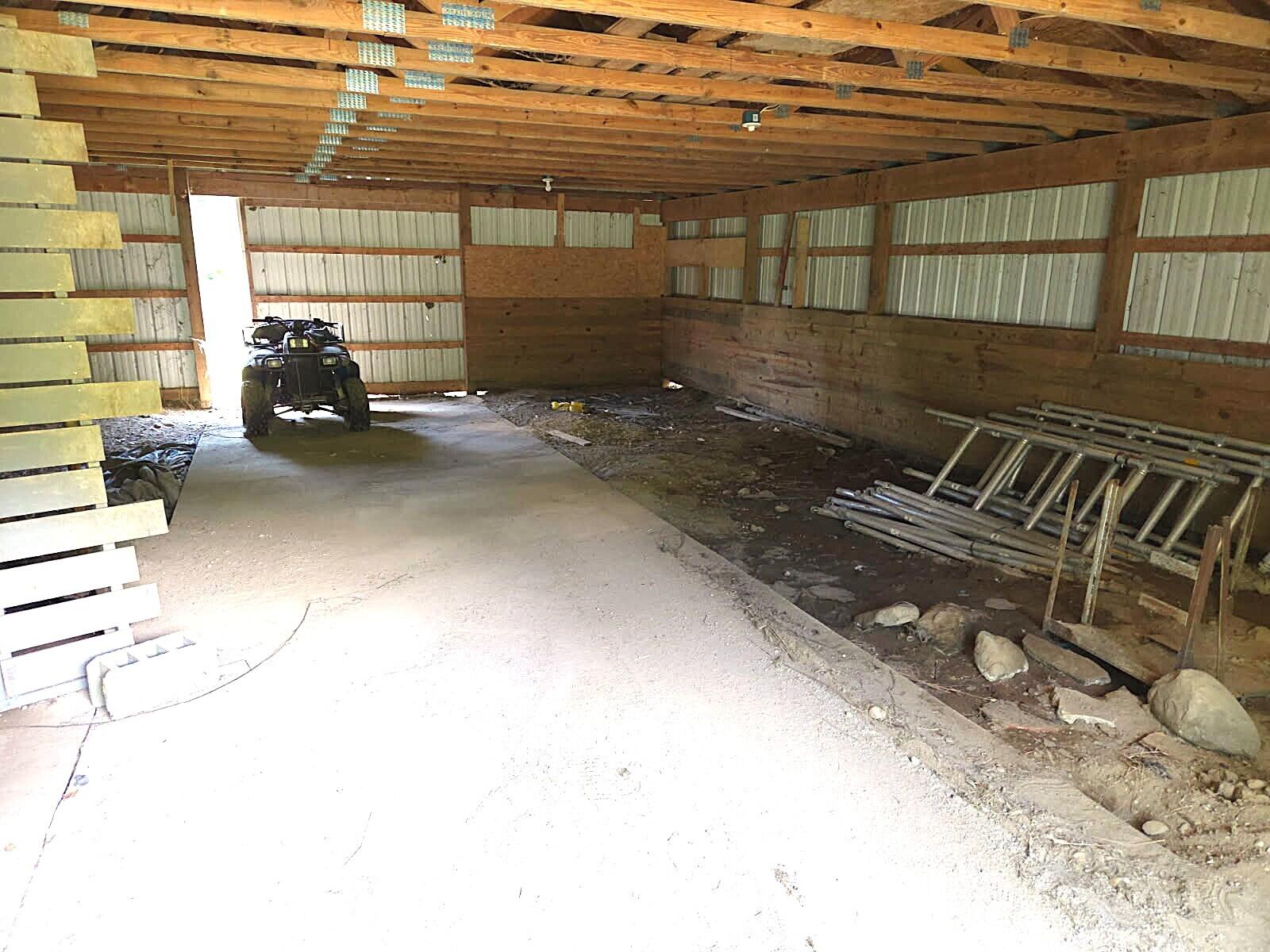 20171 Bowens Road Property Photo 37