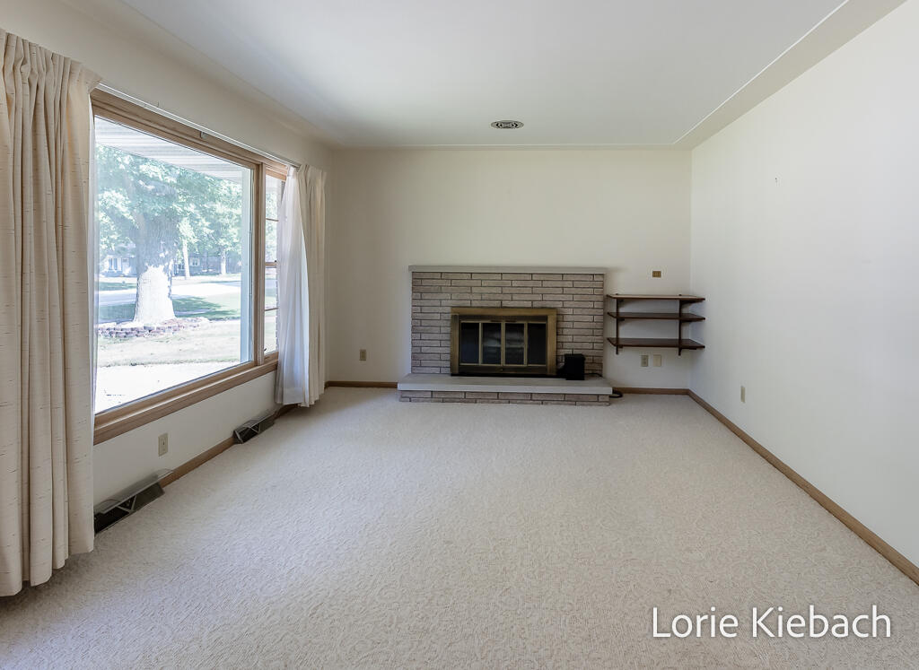 18452 168th Avenue Property Photo 7