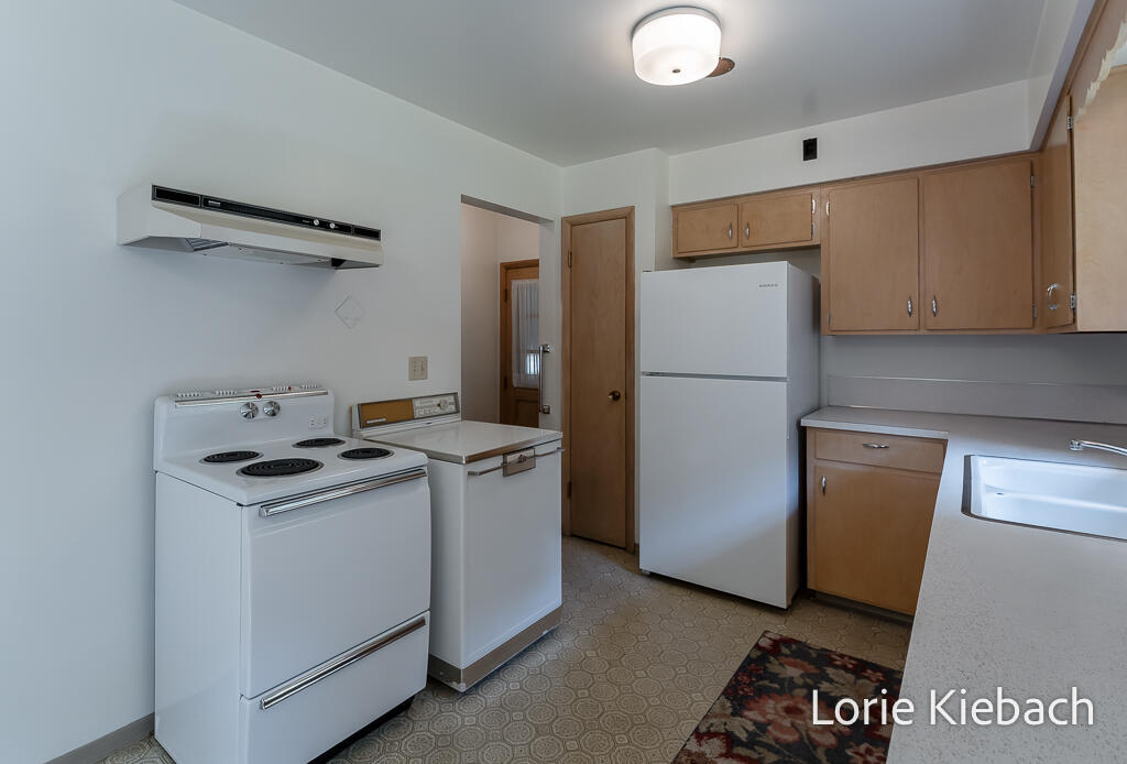 18452 168th Avenue Property Photo 9