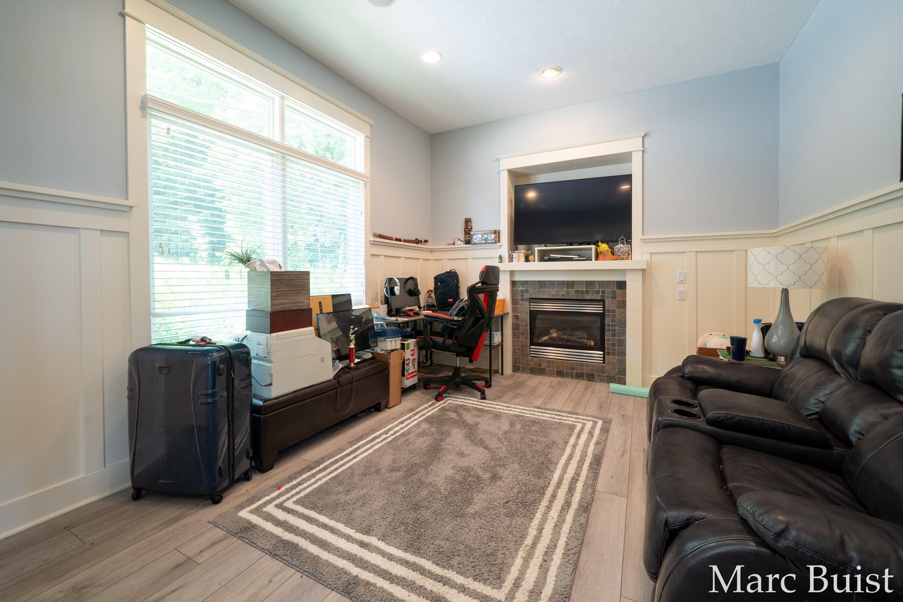421 N Lake Drive Property Photo 27