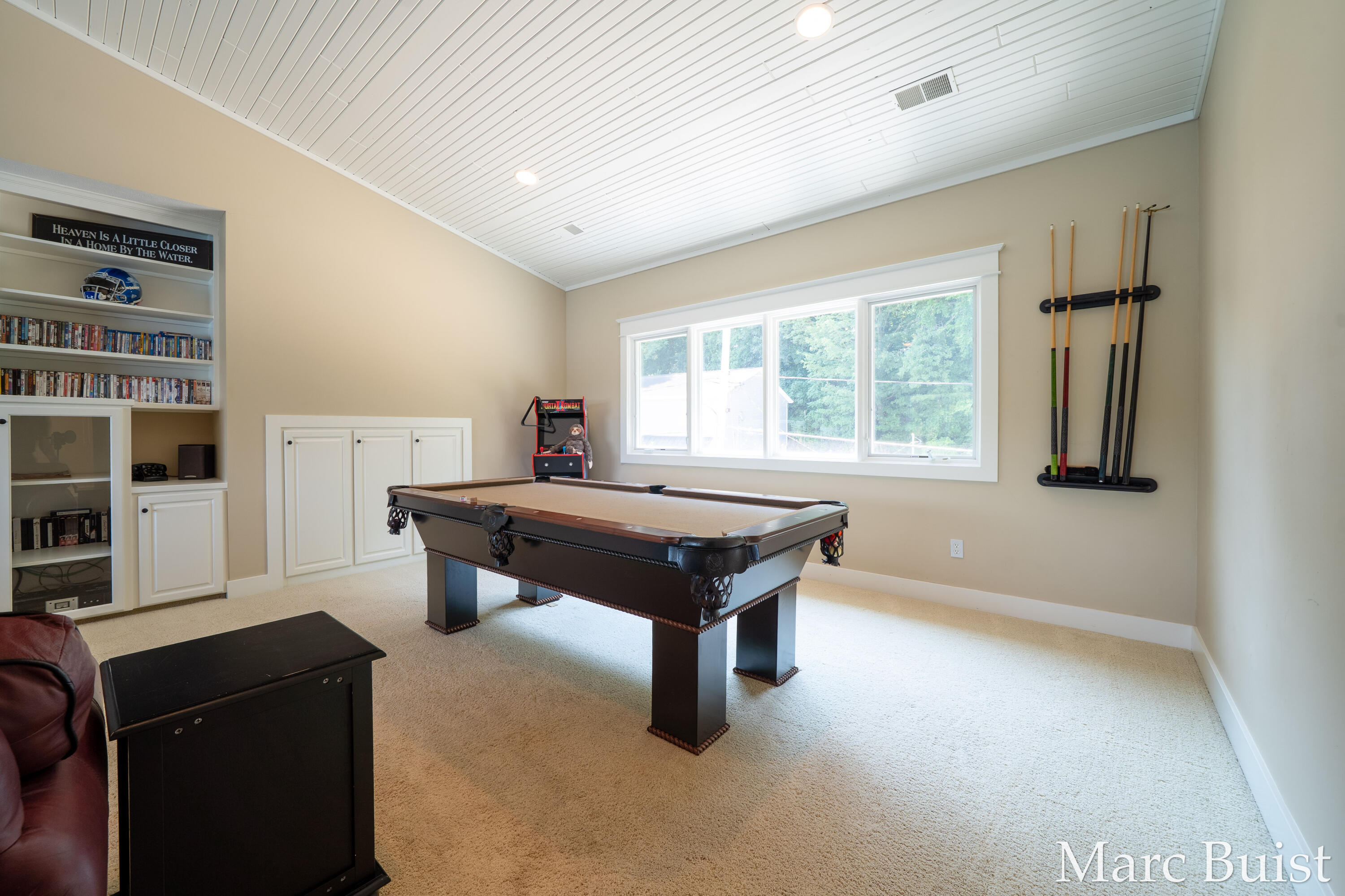 421 N Lake Drive Property Photo 31