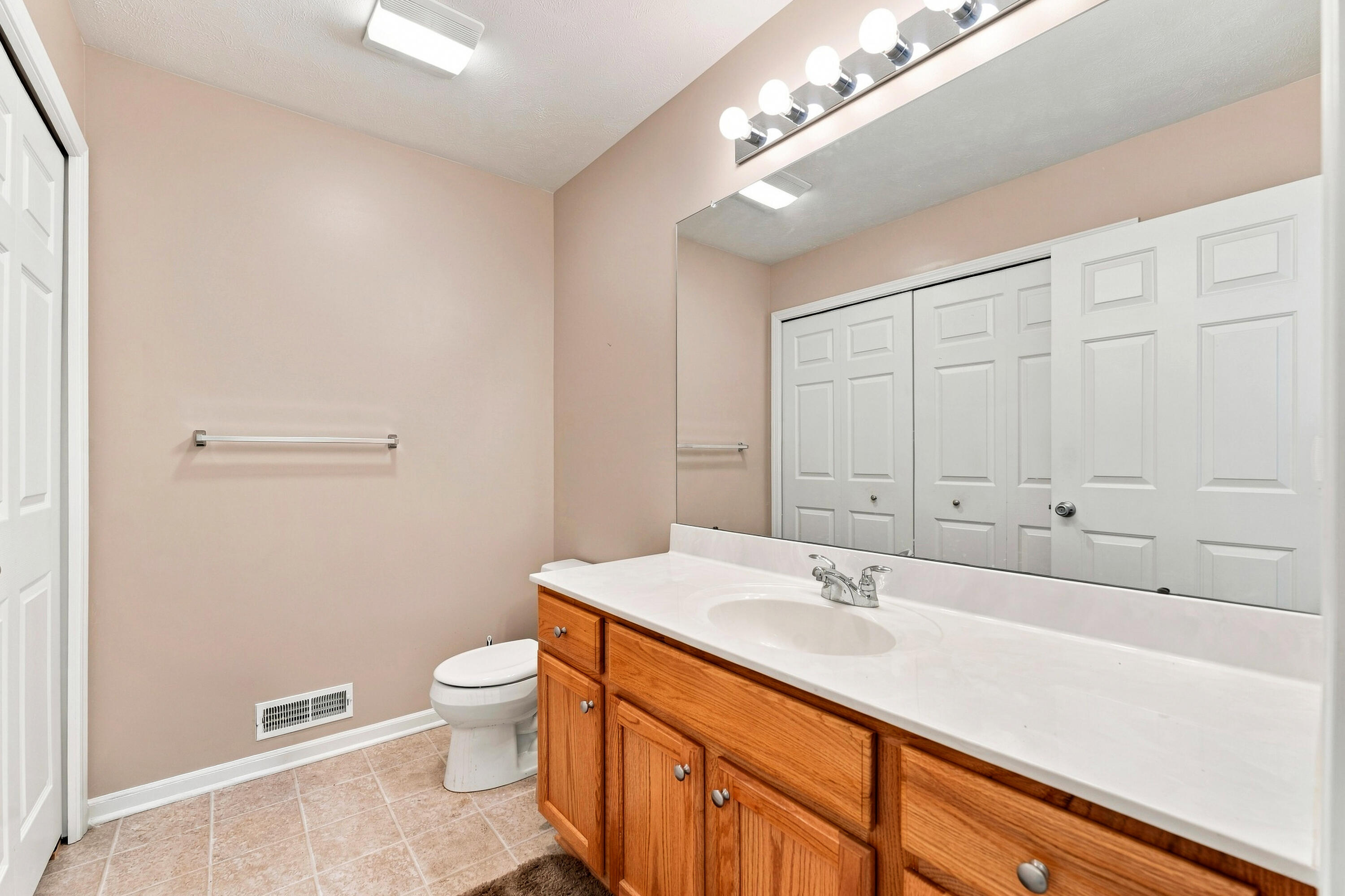 1364 Tanager Lane Property Photo 14