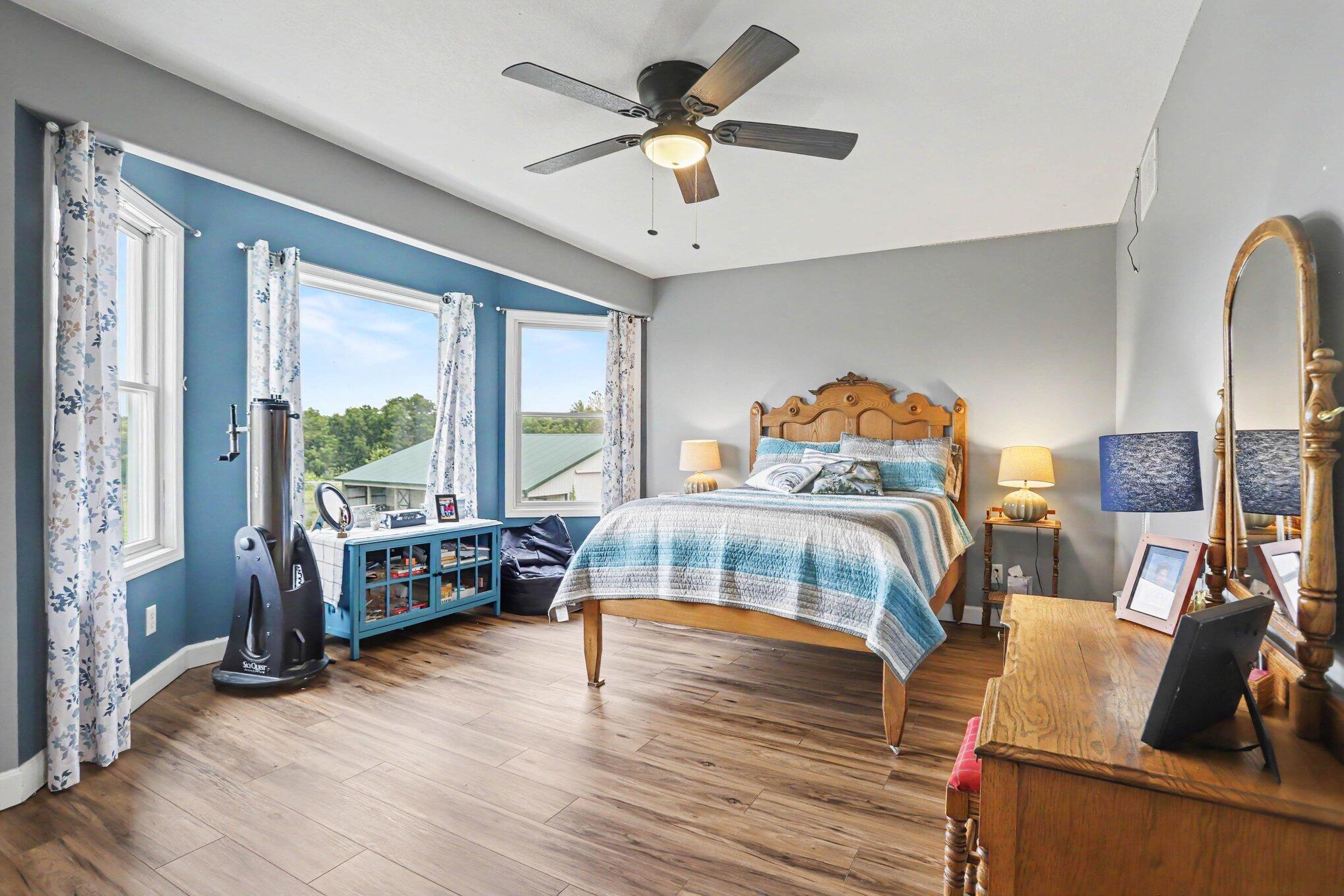 688 Ladyman Road Property Photo 18