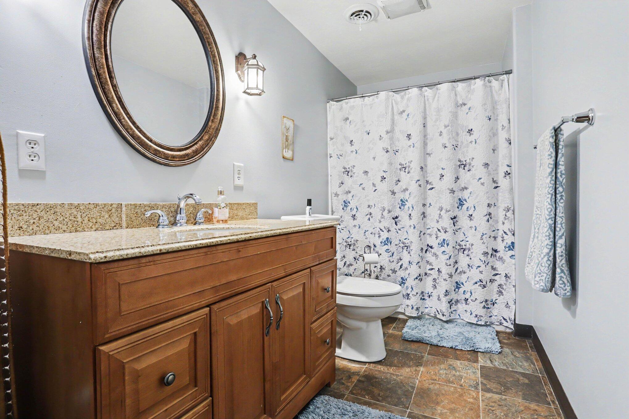 688 Ladyman Road Property Photo 26