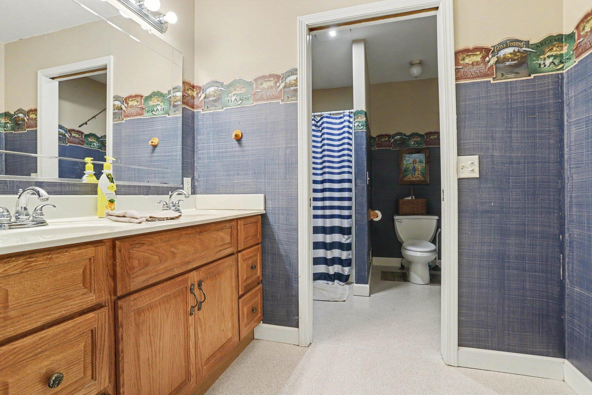 688 Ladyman Road Property Photo 27