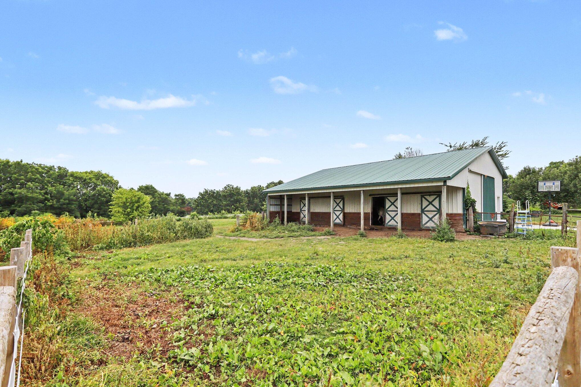 688 Ladyman Road Property Photo 42