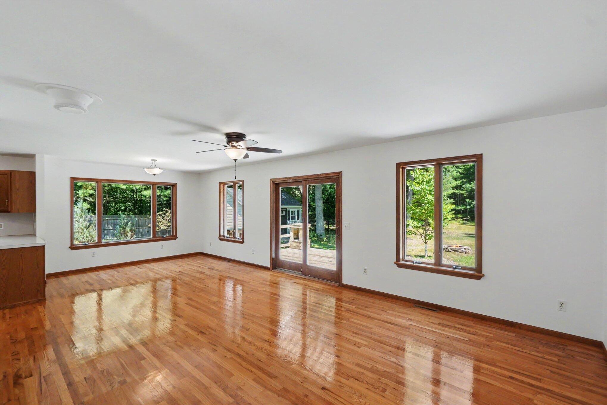 8270 Sheridan Street Property Photo 4