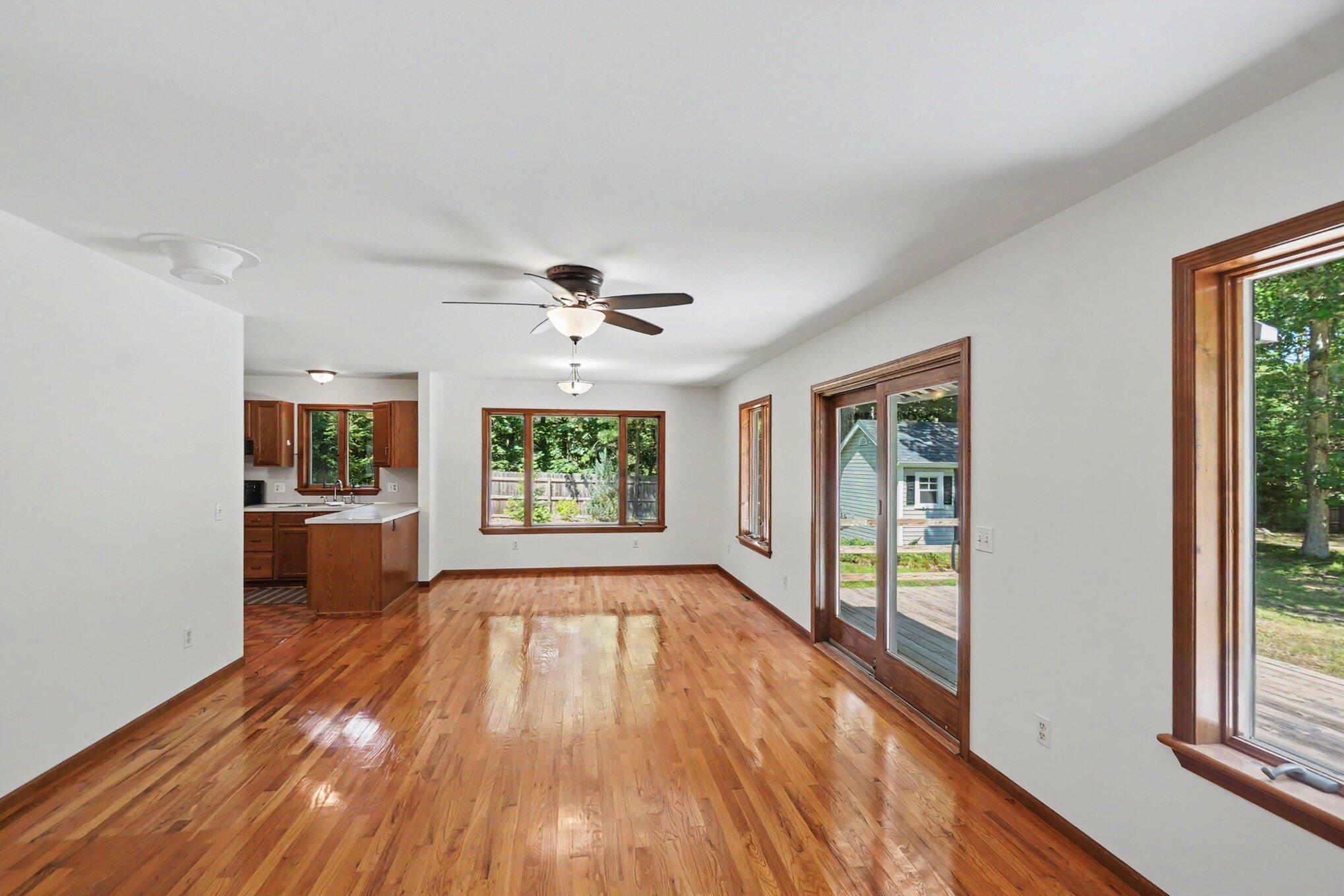 8270 Sheridan Street Property Photo 5
